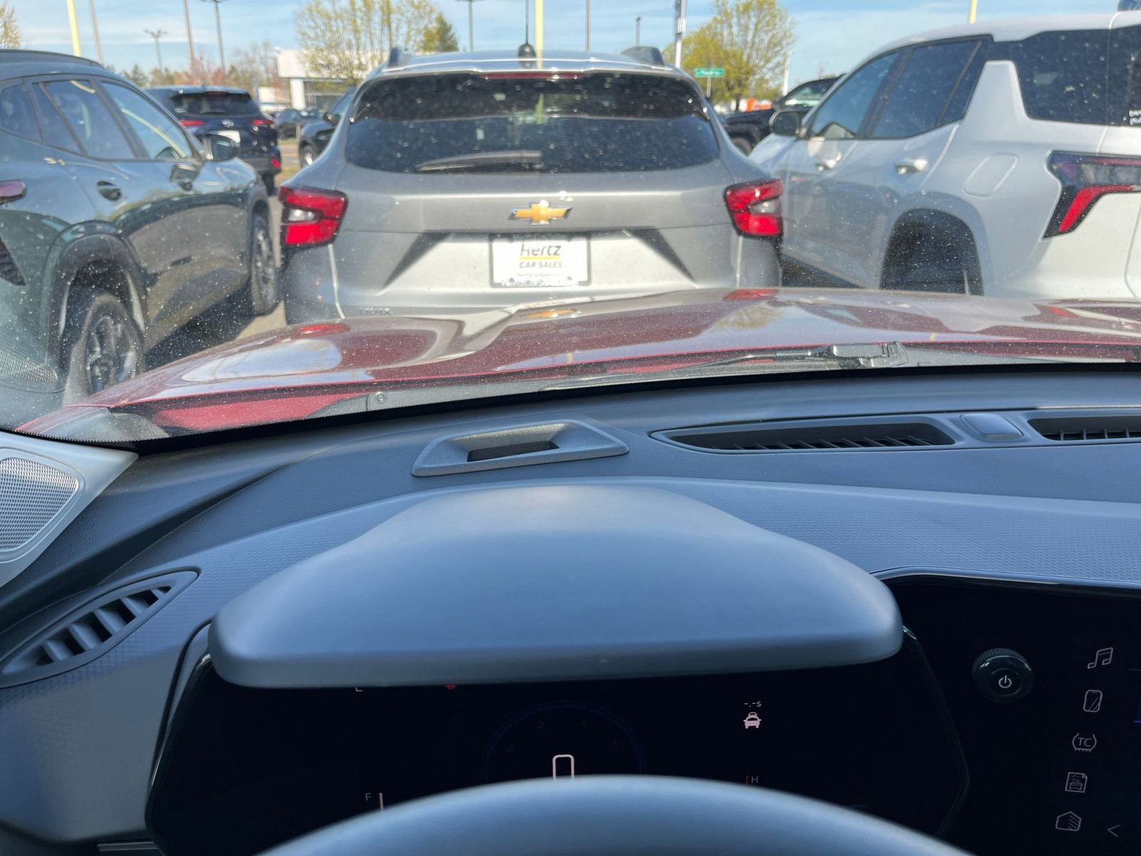 Thumbnail: 2025 Chevrolet Trax - 33