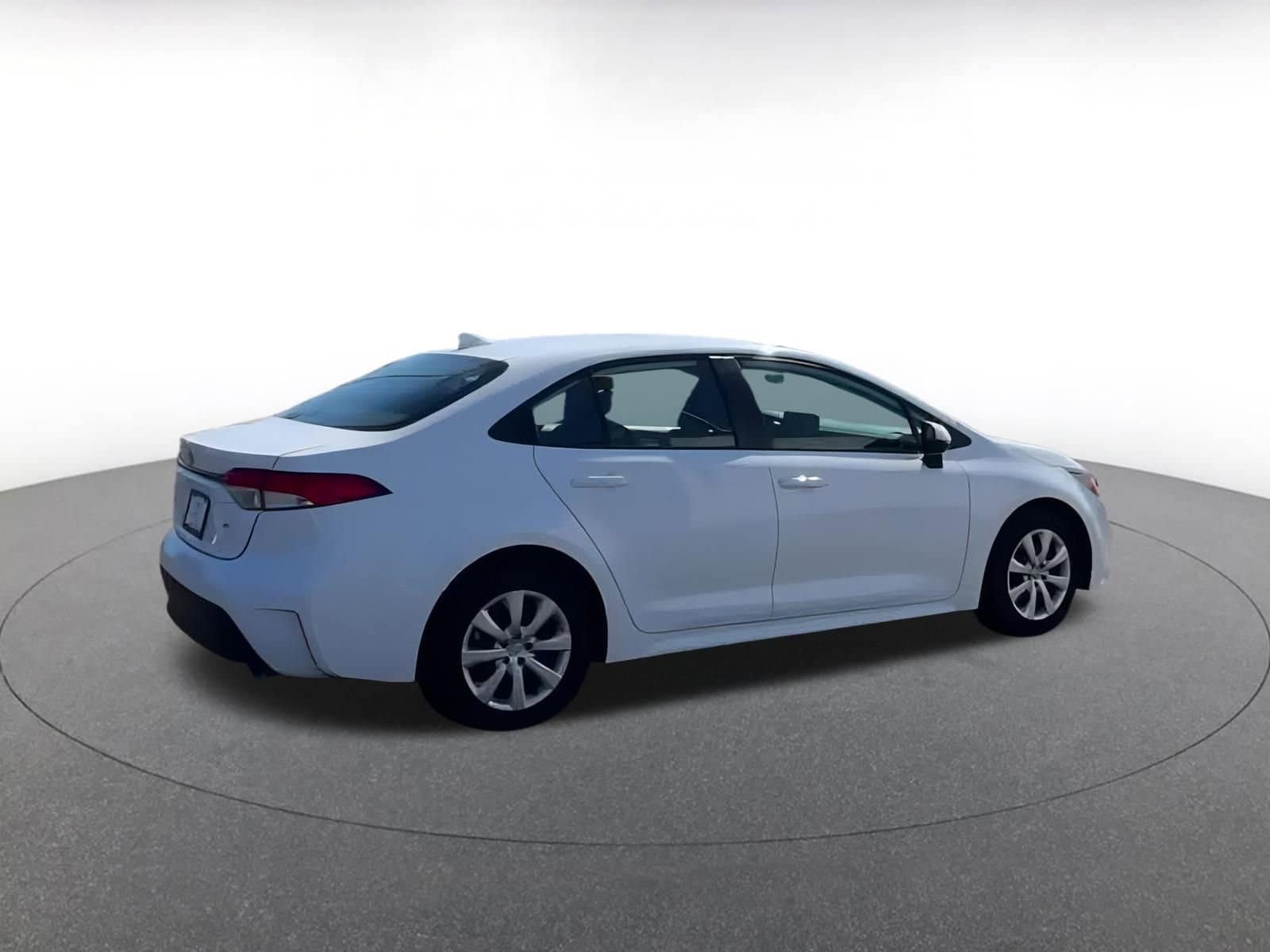 Thumbnail: 2024 Toyota Corolla - 15