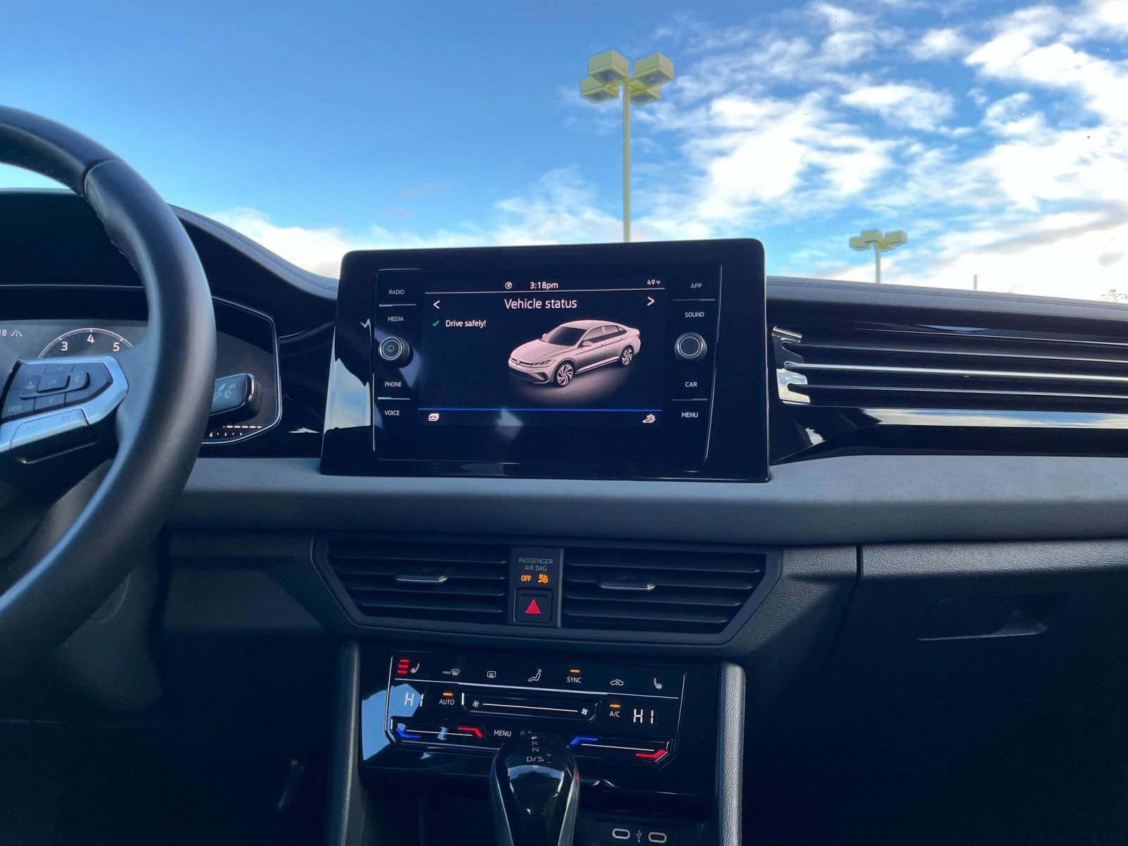 Thumbnail: 2025 Volkswagen Jetta - 22