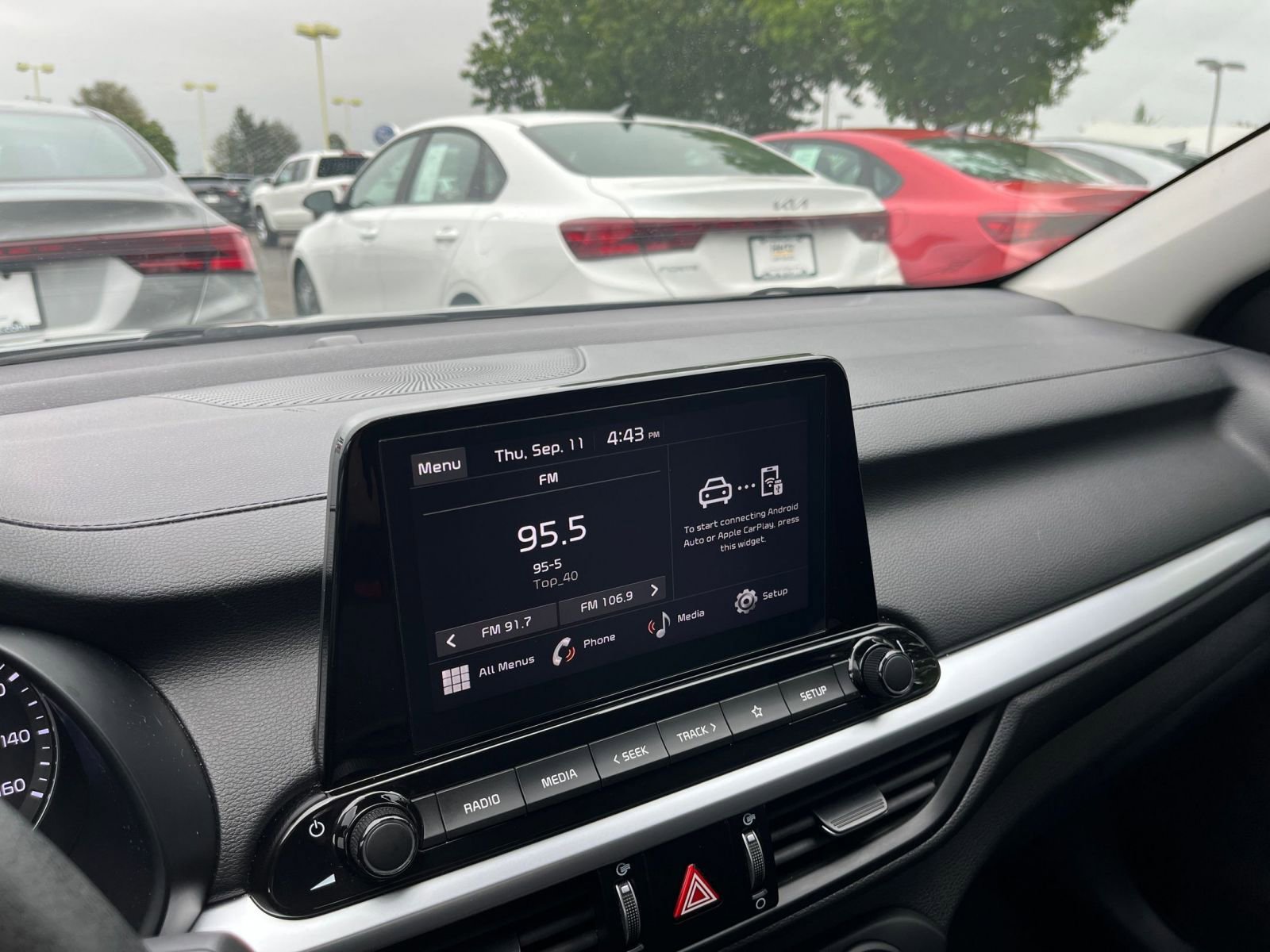 Thumbnail: 2024 Kia Forte - 18