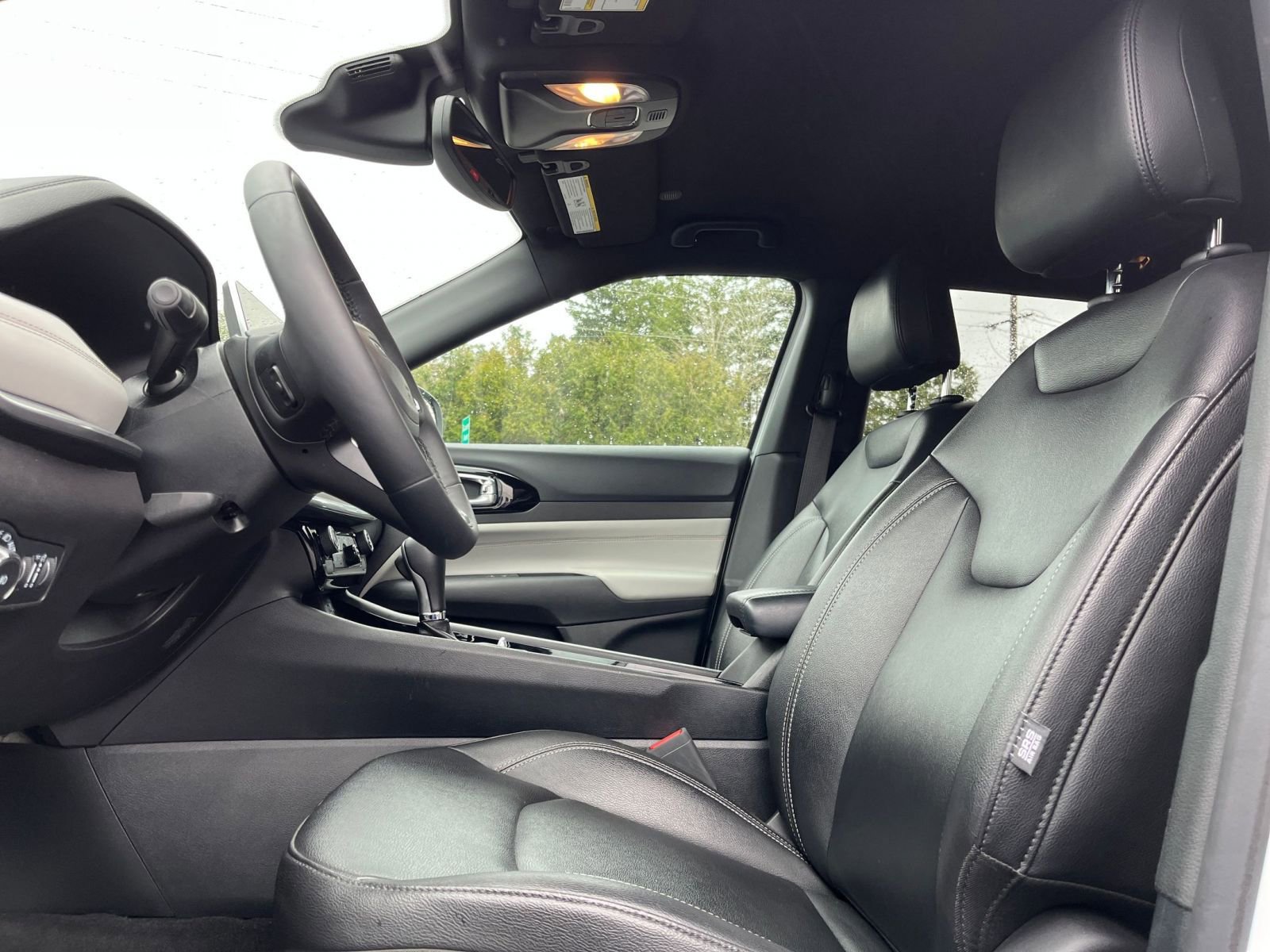 Thumbnail: 2025 Jeep Compass - 29