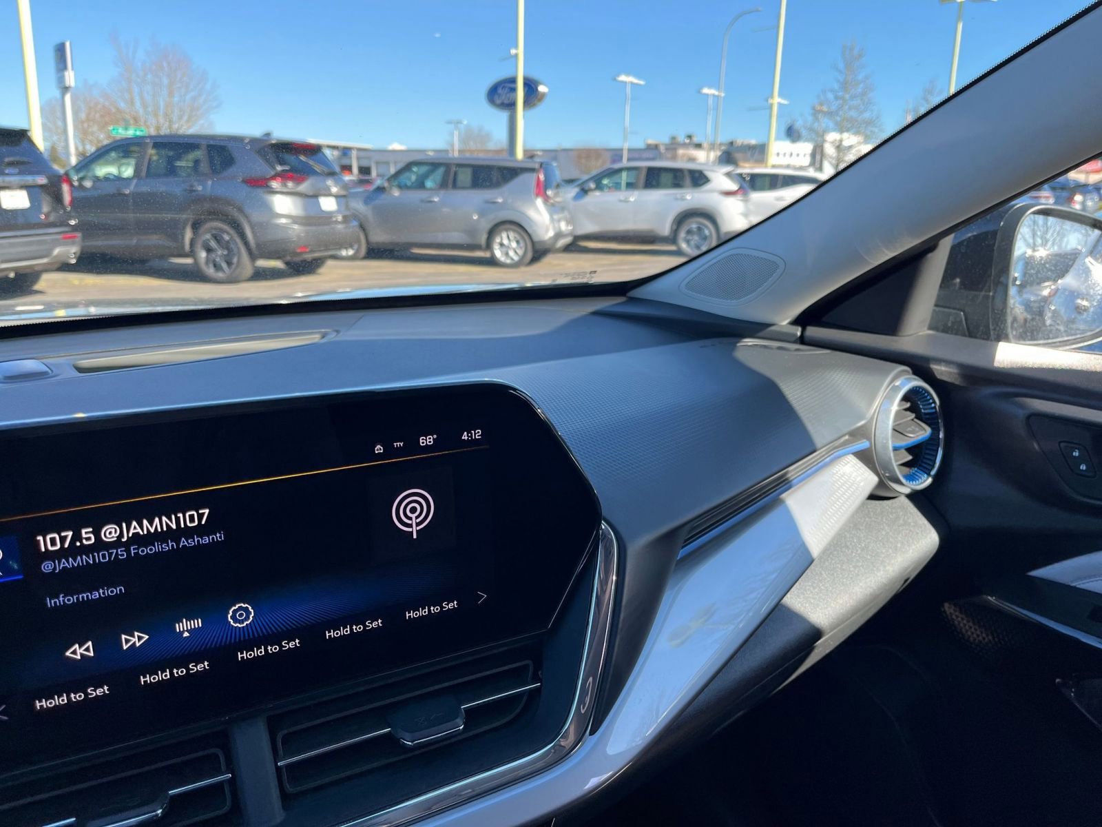 Thumbnail: 2025 Chevrolet Trax - 34