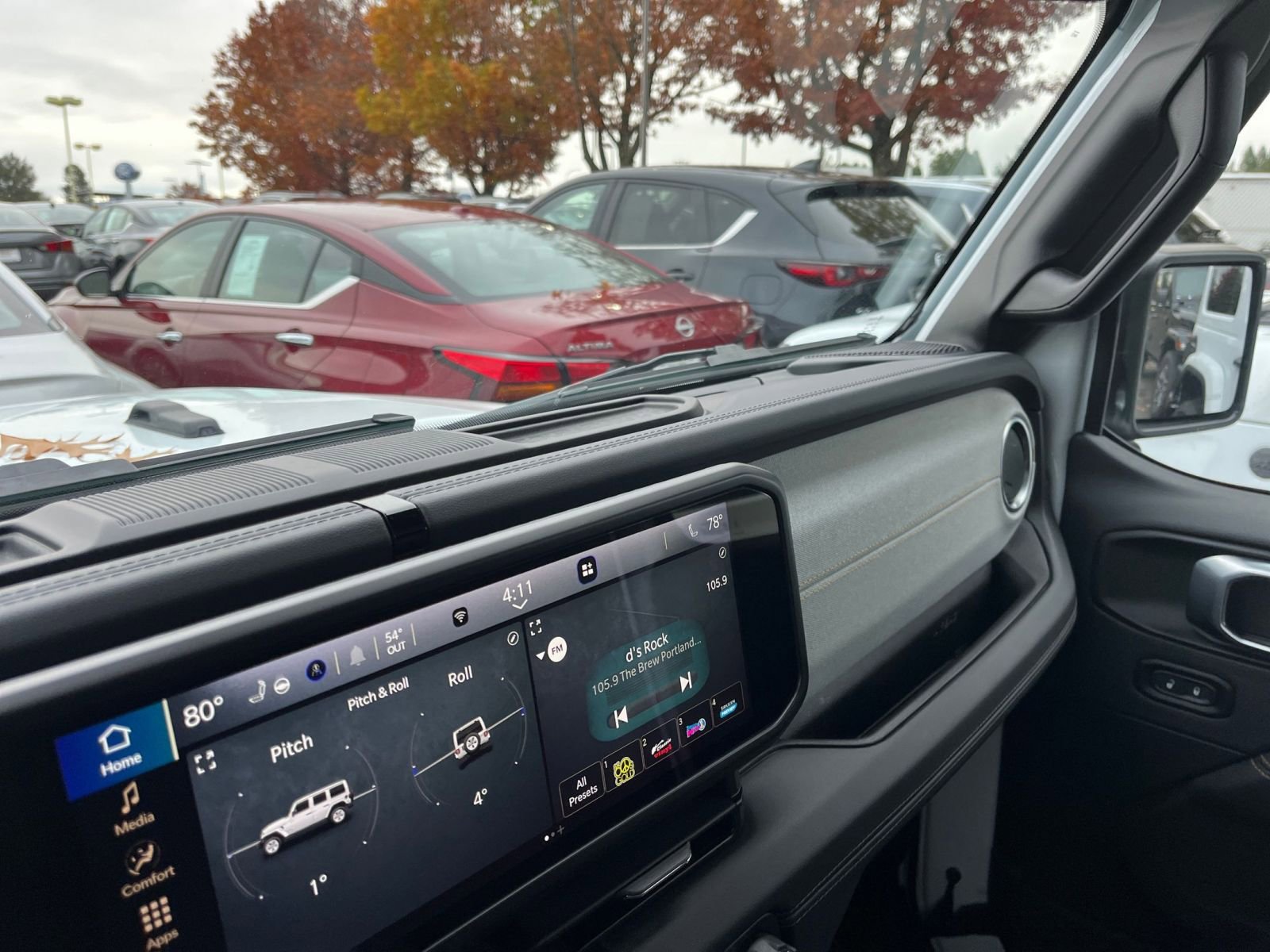 Thumbnail: 2025 Jeep Wrangler - 34