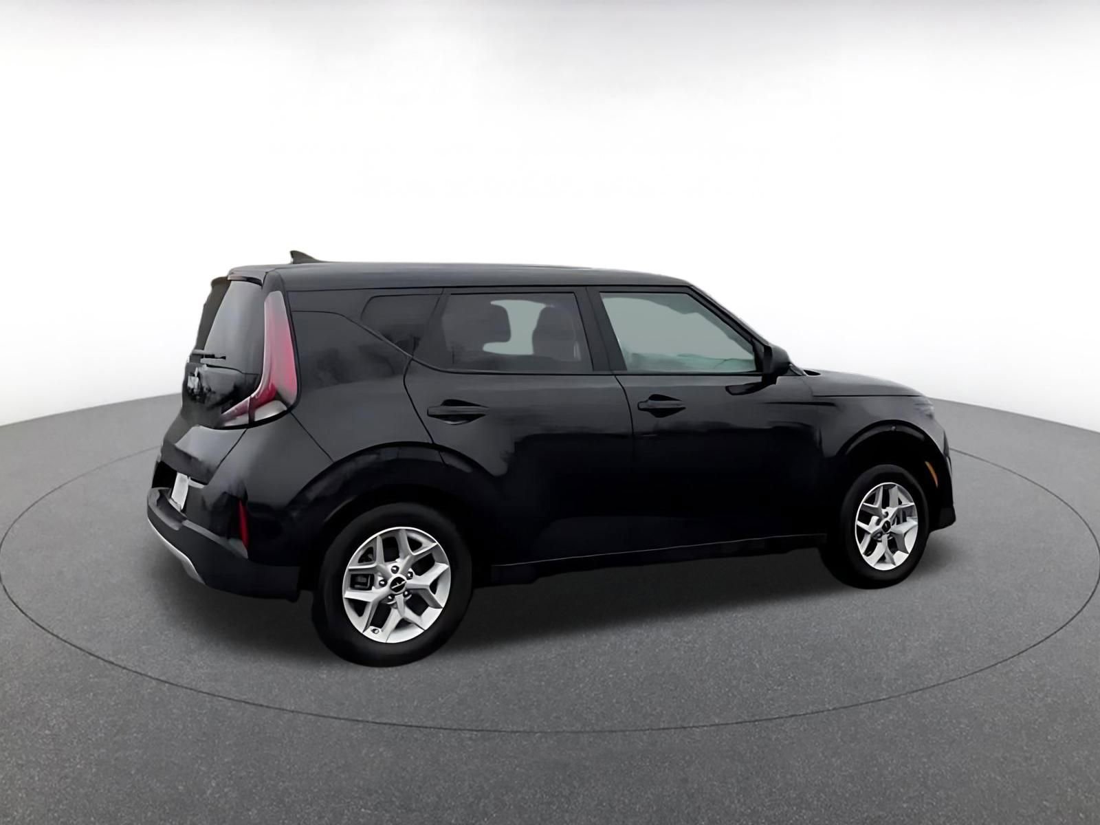 Thumbnail: 2025 Kia Soul - 14