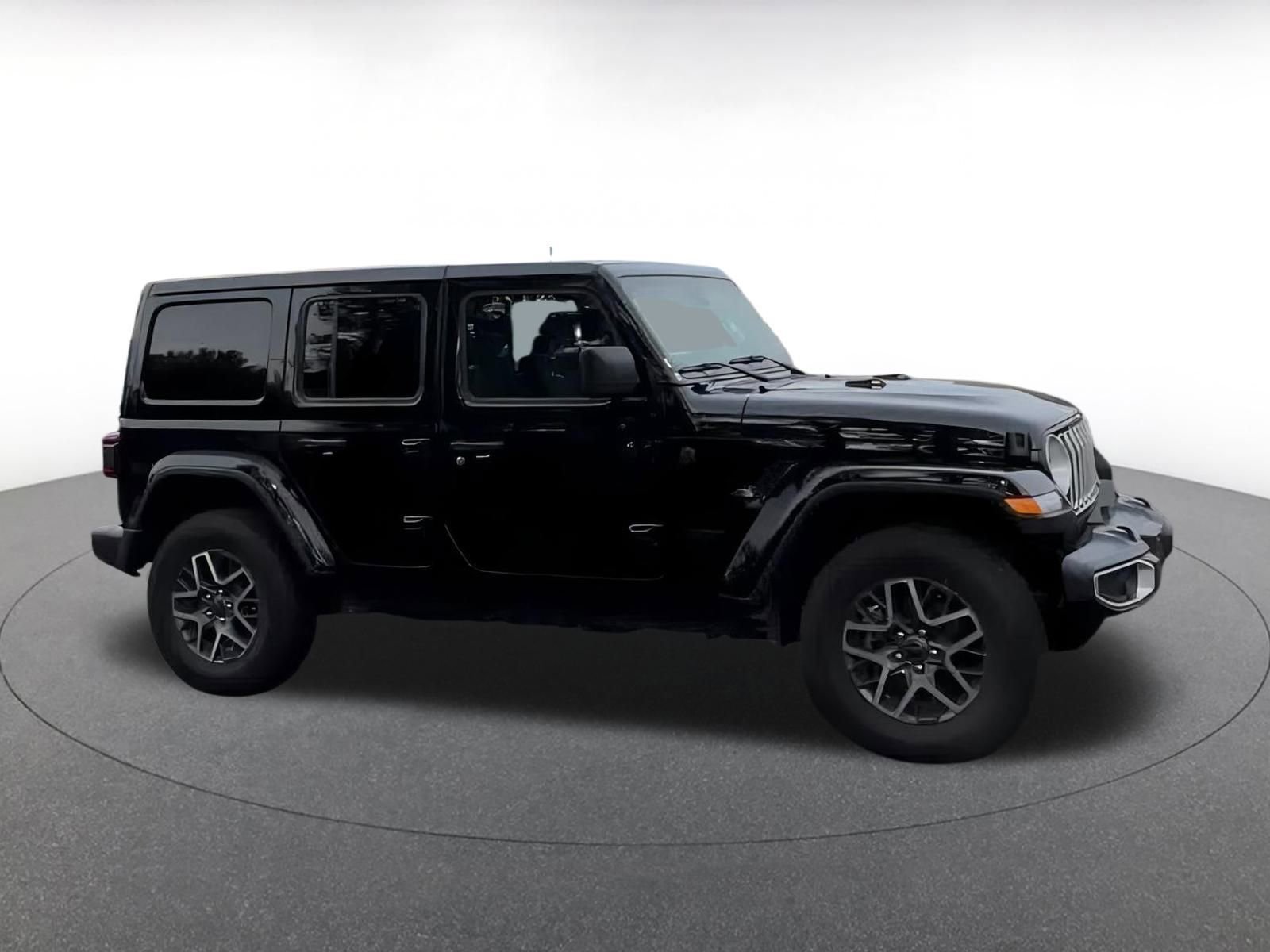 Thumbnail: 2025 Jeep Wrangler - 14