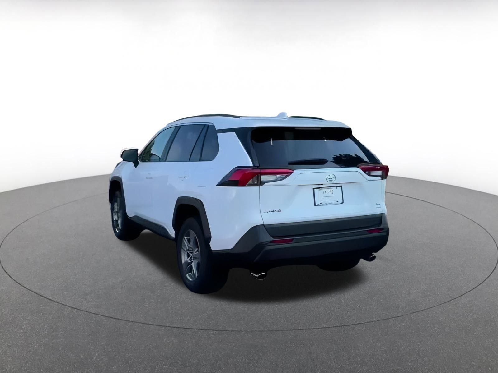 Thumbnail: 2024 Toyota RAV4 - 16