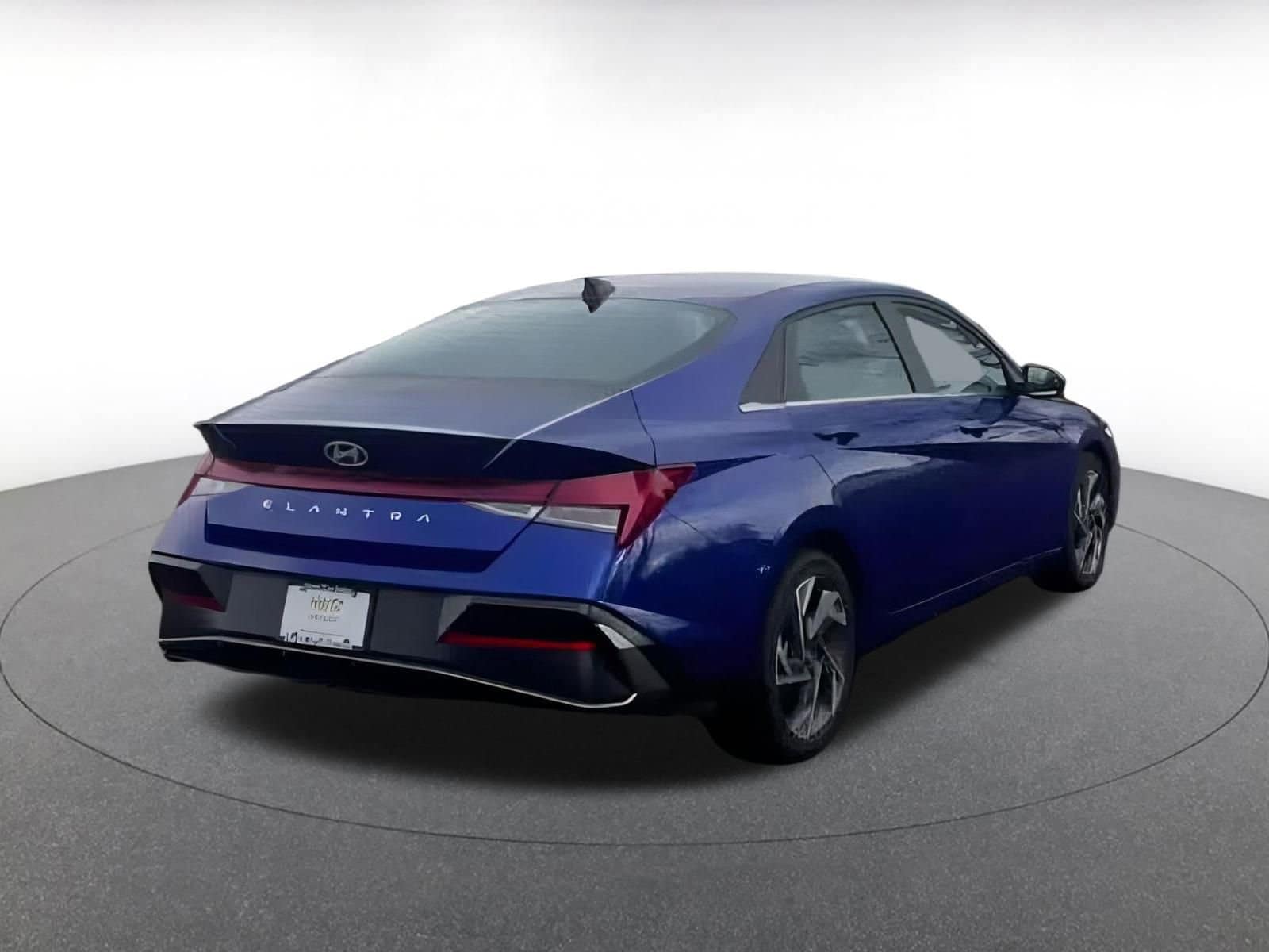 Thumbnail: 2025 Hyundai Elantra - 8