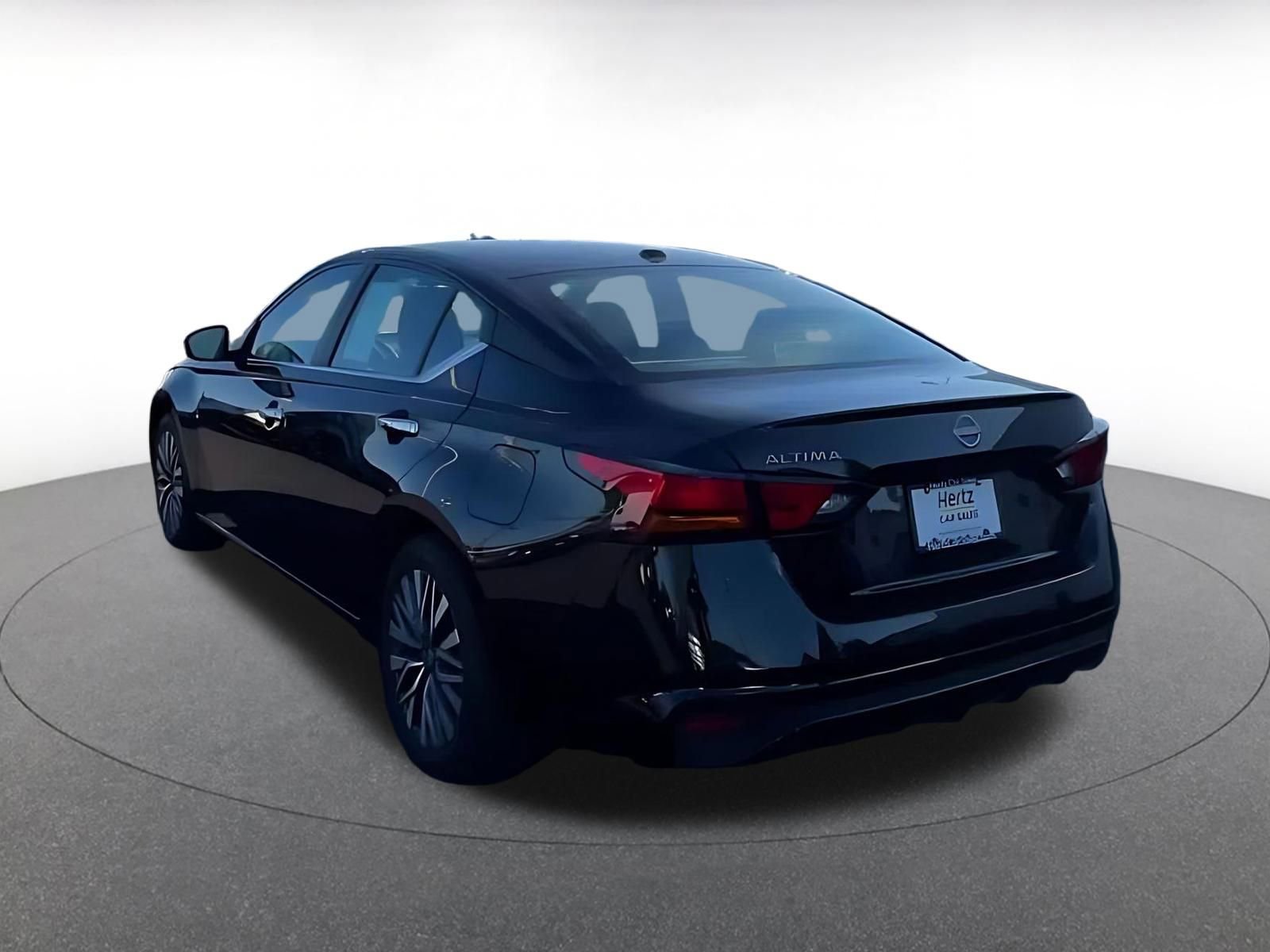 Thumbnail: 2025 Nissan Altima - 12