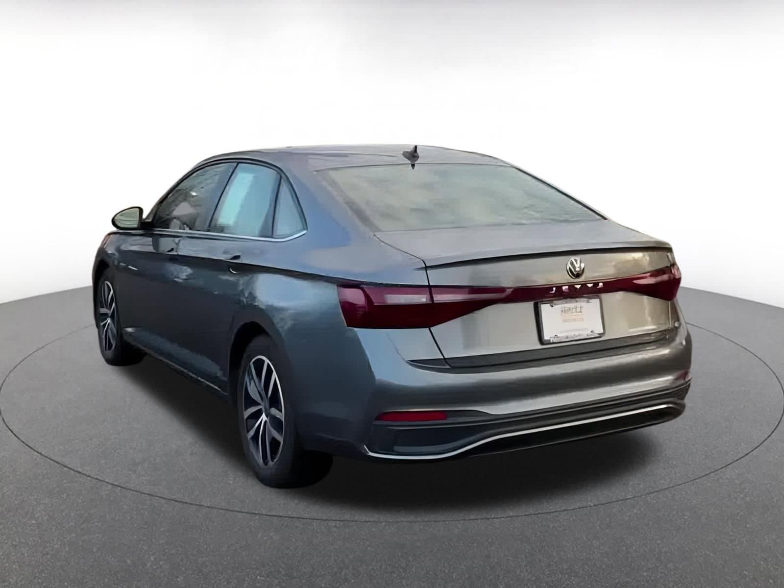 Thumbnail: 2025 Volkswagen Jetta - 12