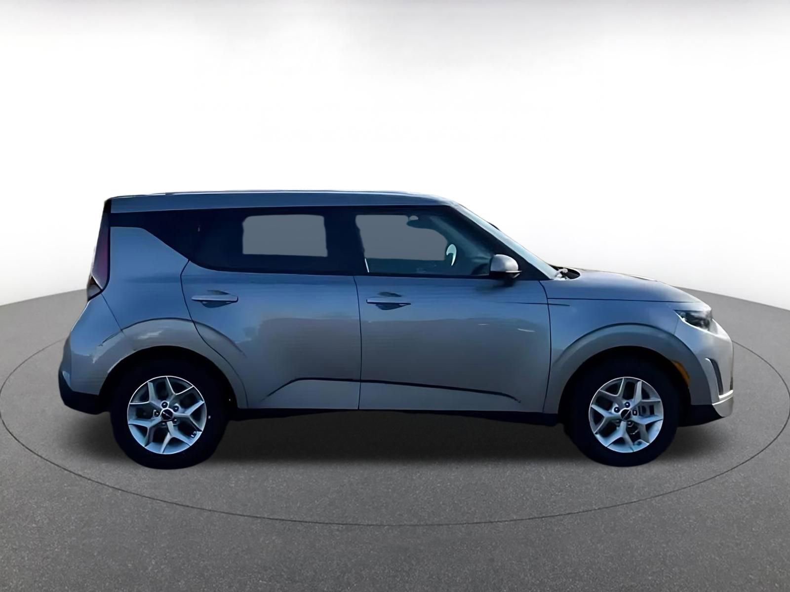 Thumbnail: 2025 Kia Soul - 16
