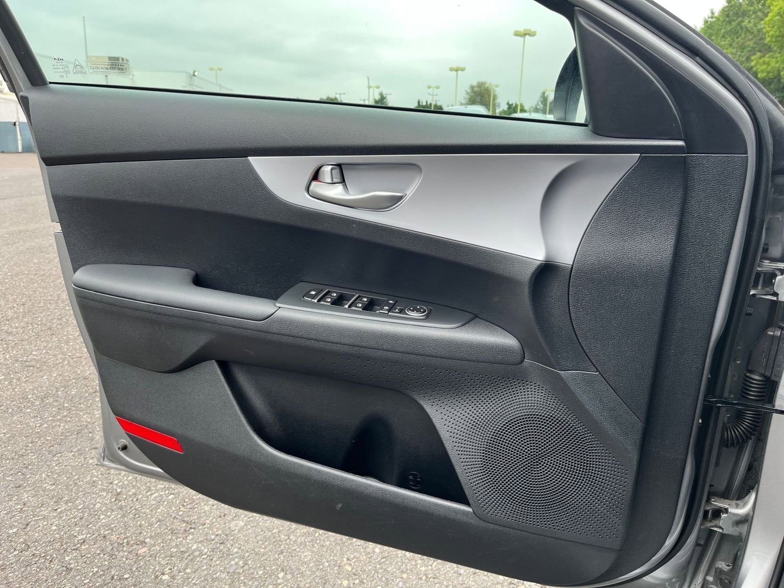 Thumbnail: 2024 Kia Forte - 20