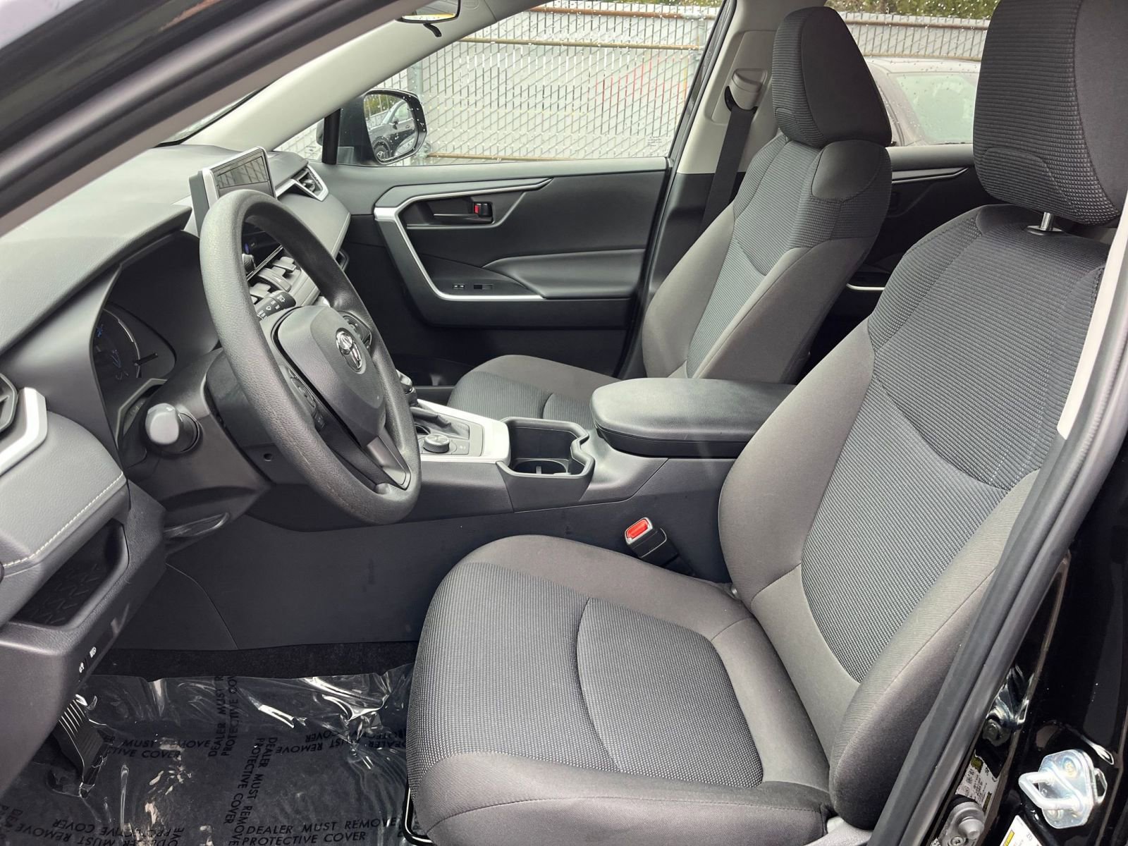 Thumbnail: 2025 Toyota RAV4 - 34