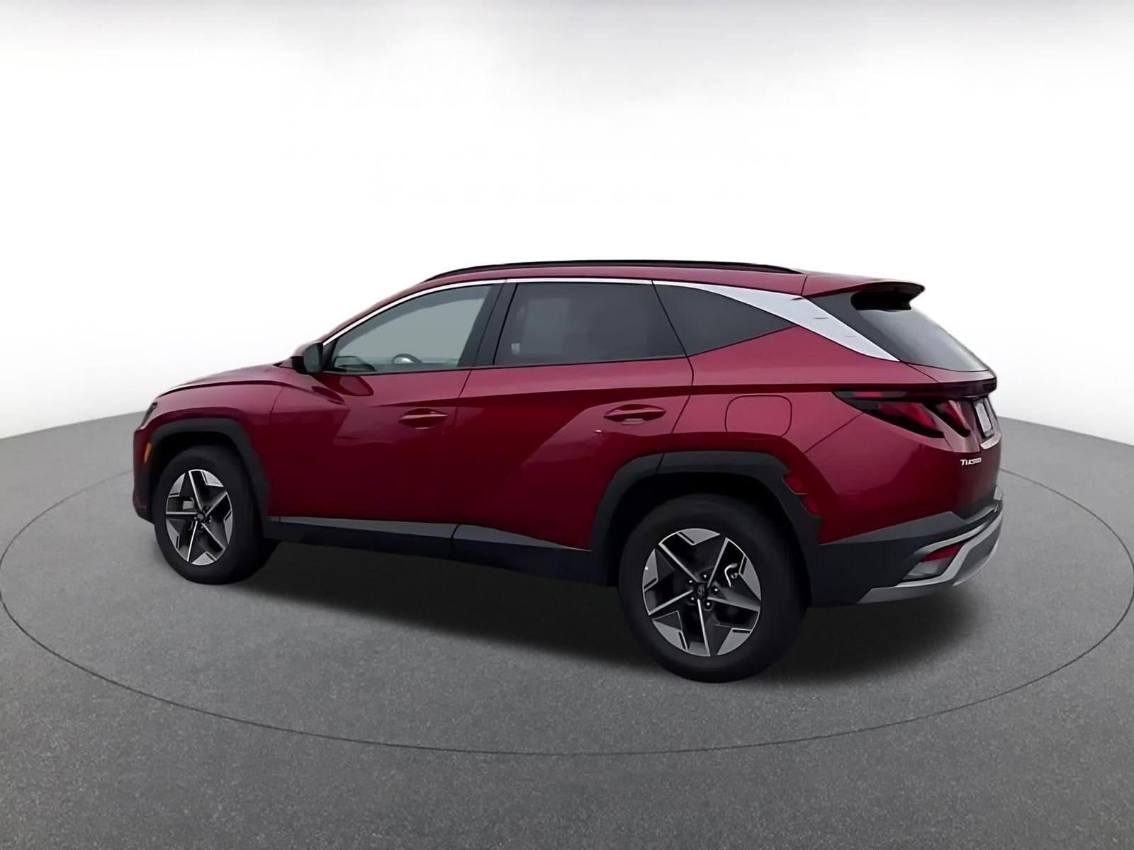 Thumbnail: 2025 Hyundai Tucson - 4