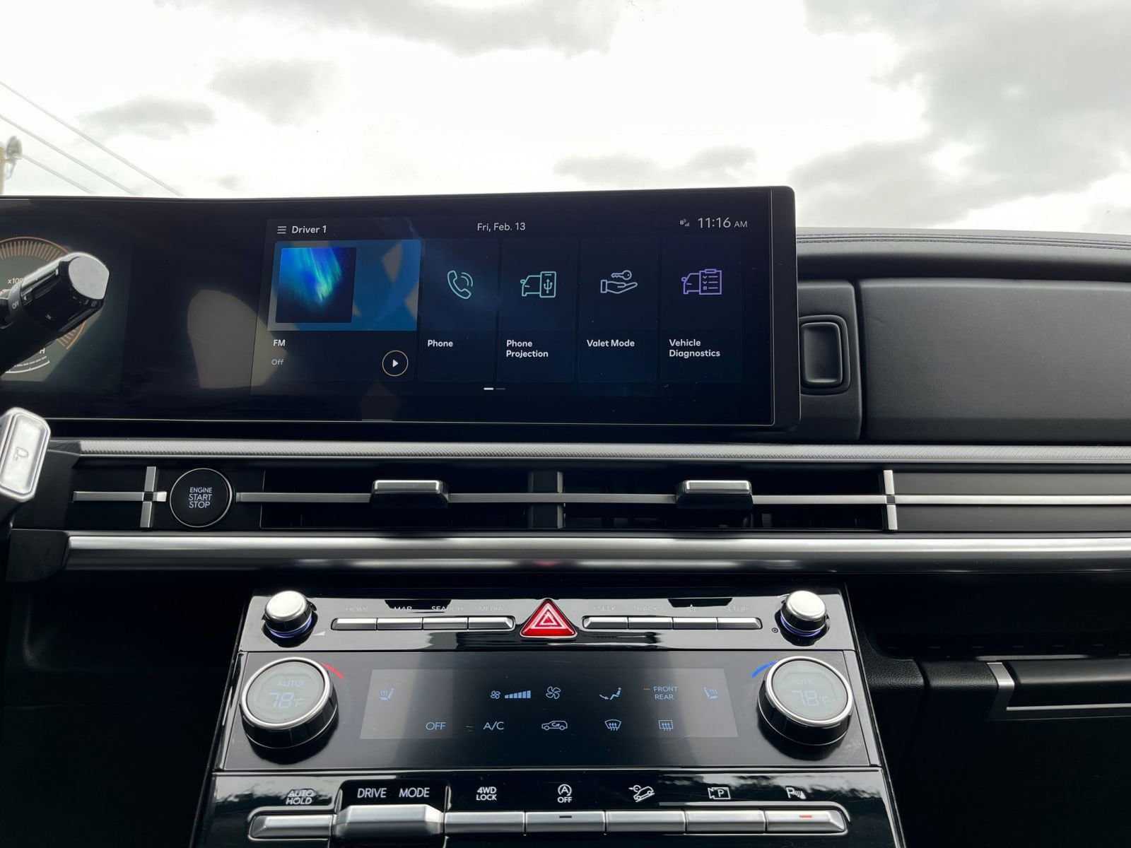 Thumbnail: 2025 Hyundai Santa Fe - 21