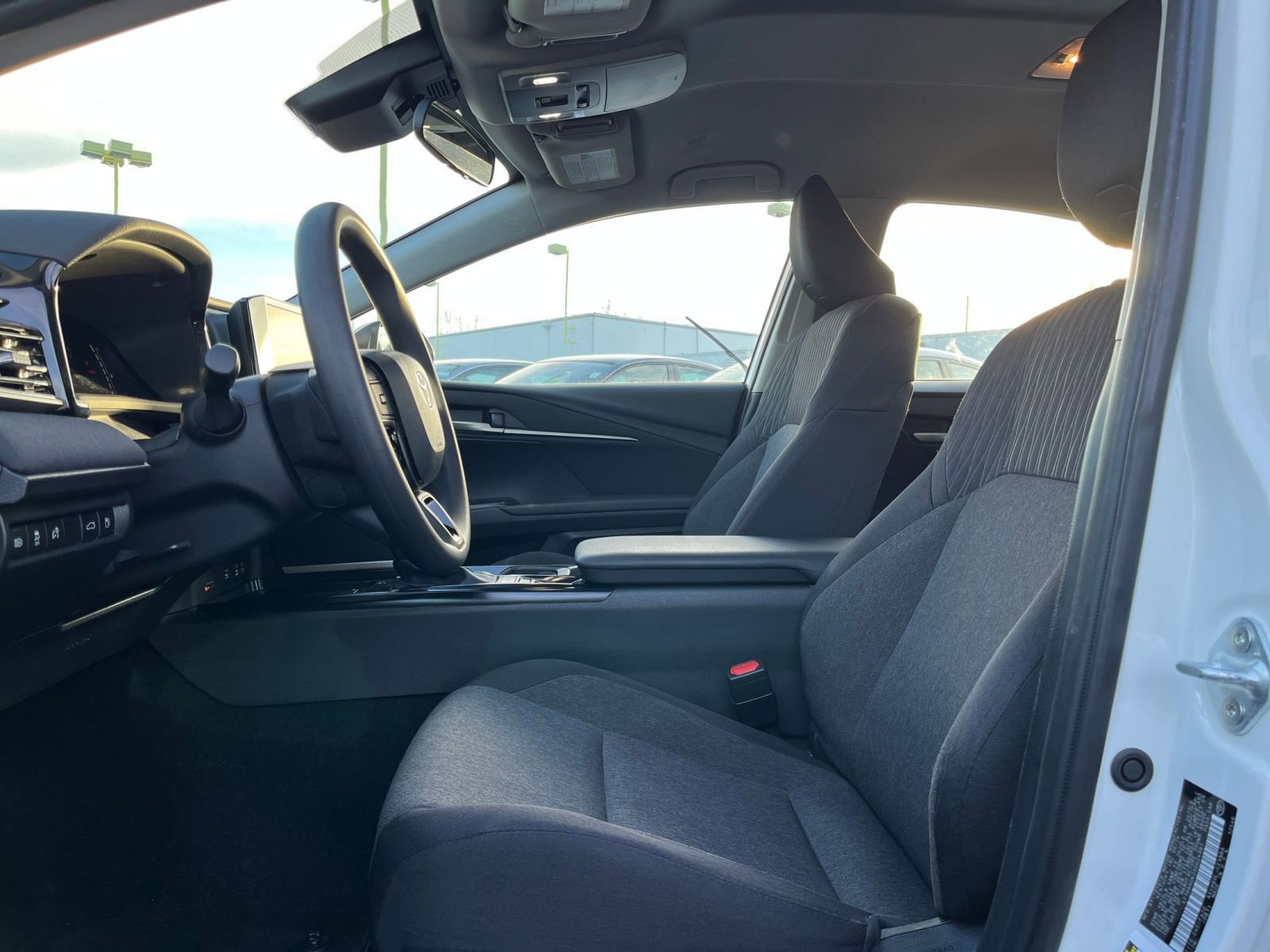 Thumbnail: 2025 Toyota Camry - 25