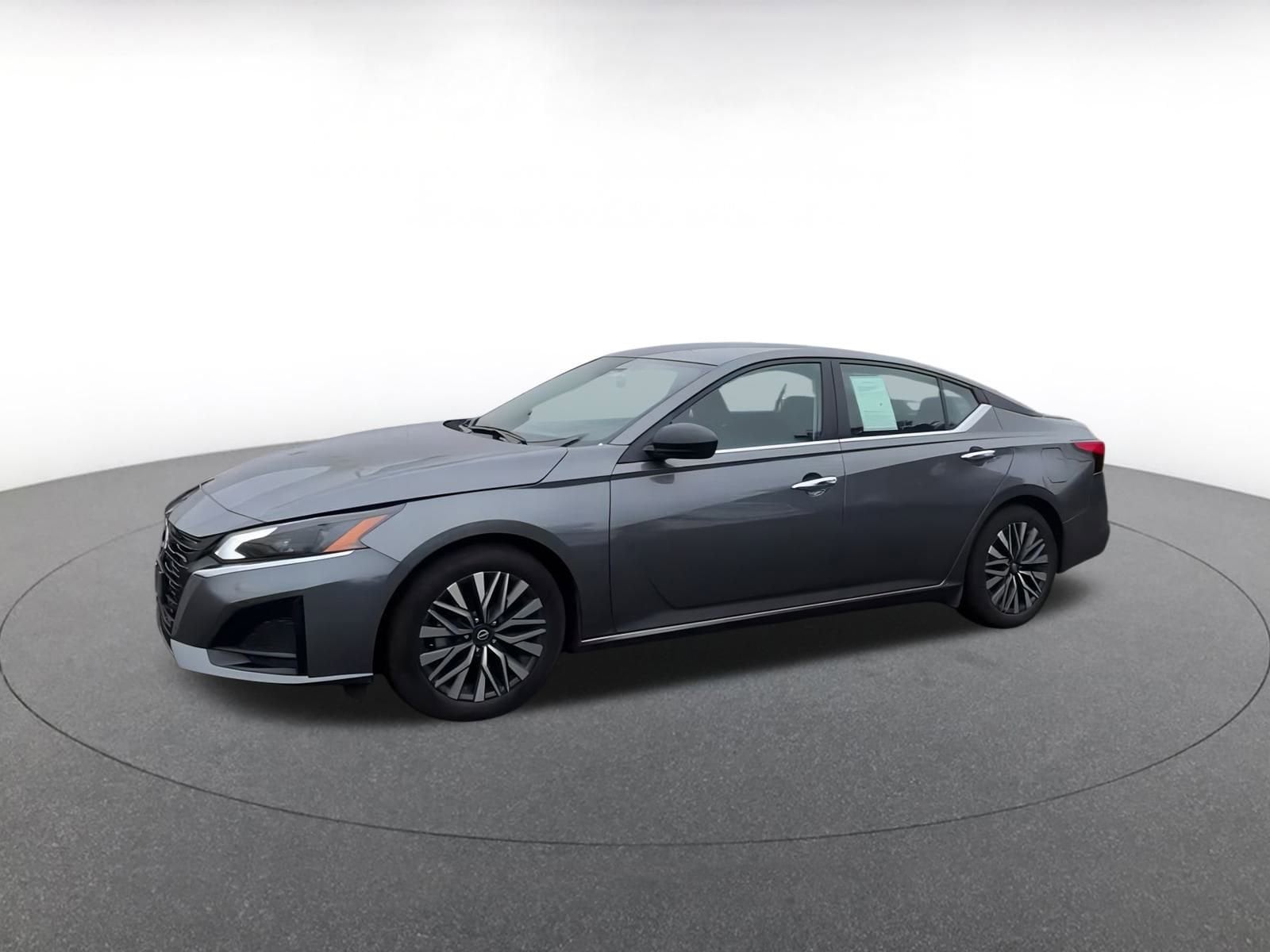 Thumbnail: 2024 Nissan Altima - 9