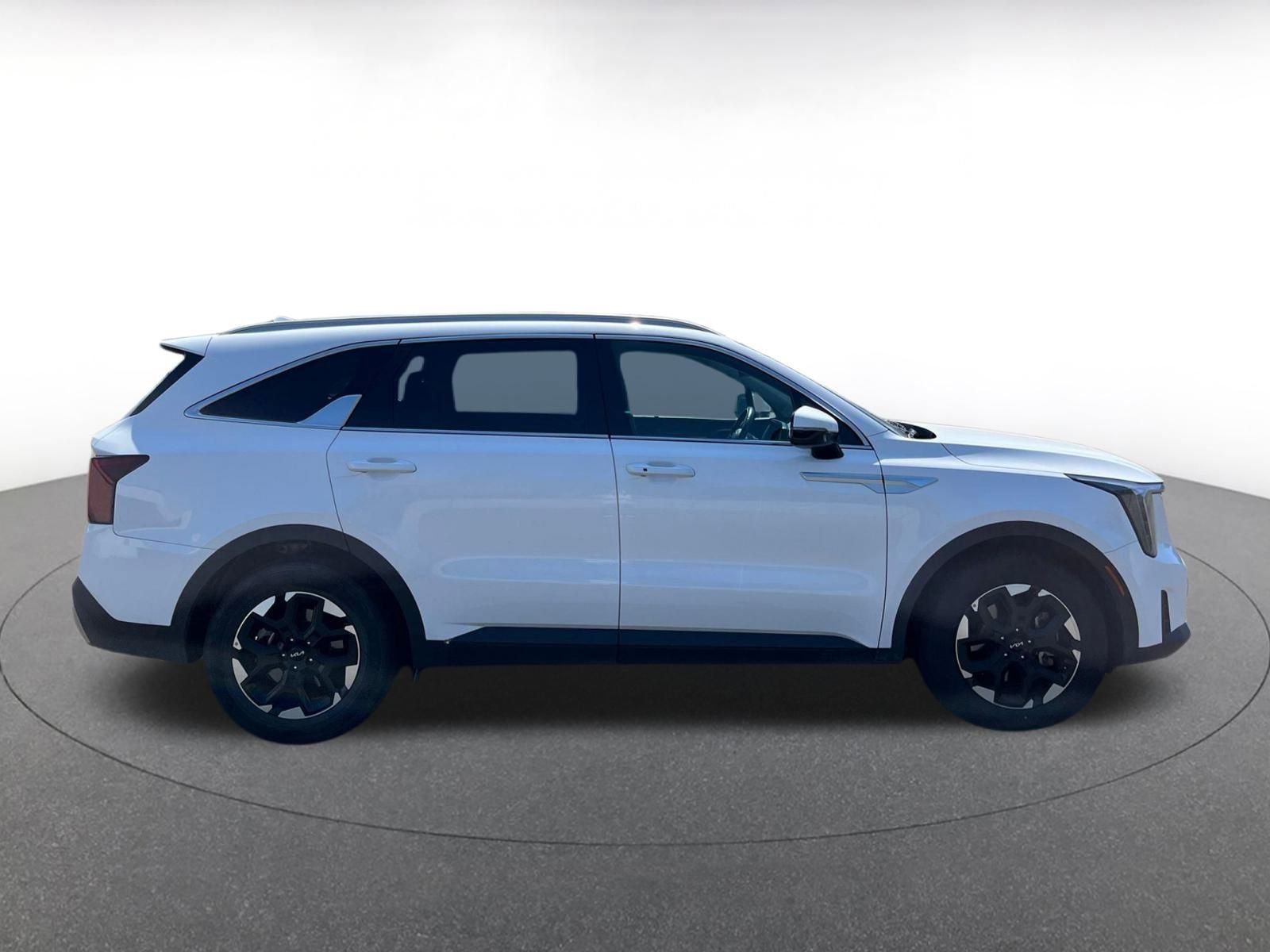 Thumbnail: 2024 Kia Sorento - 8