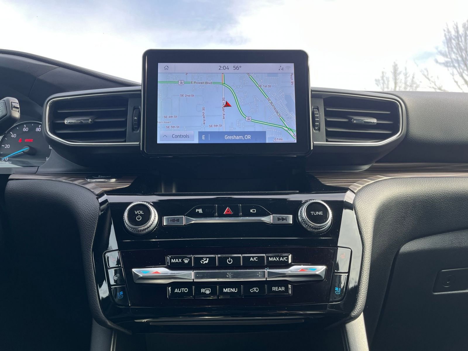 Thumbnail: 2023 Ford Explorer - 22