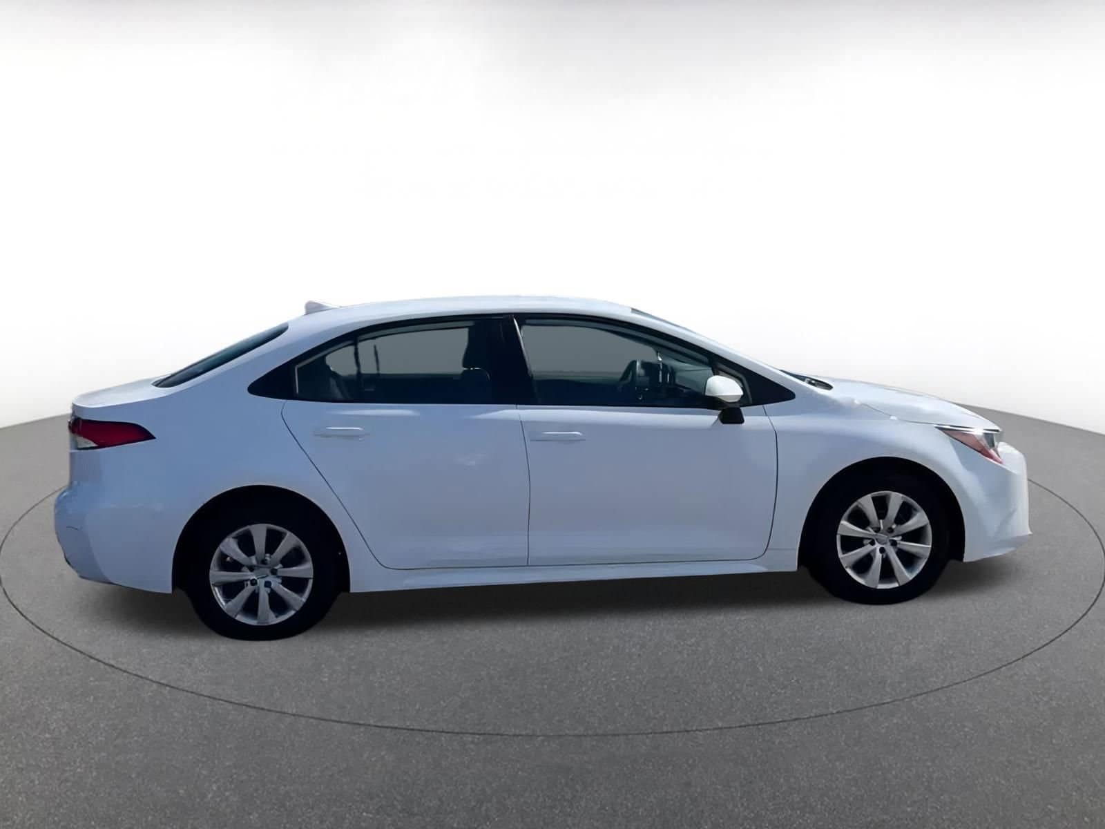 Thumbnail: 2024 Toyota Corolla - 9