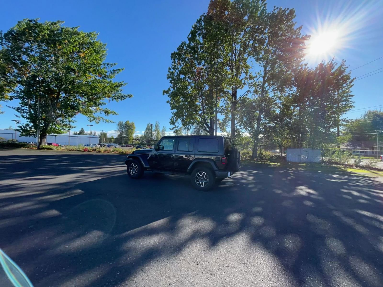 Thumbnail: 2025 Jeep Wrangler - 15