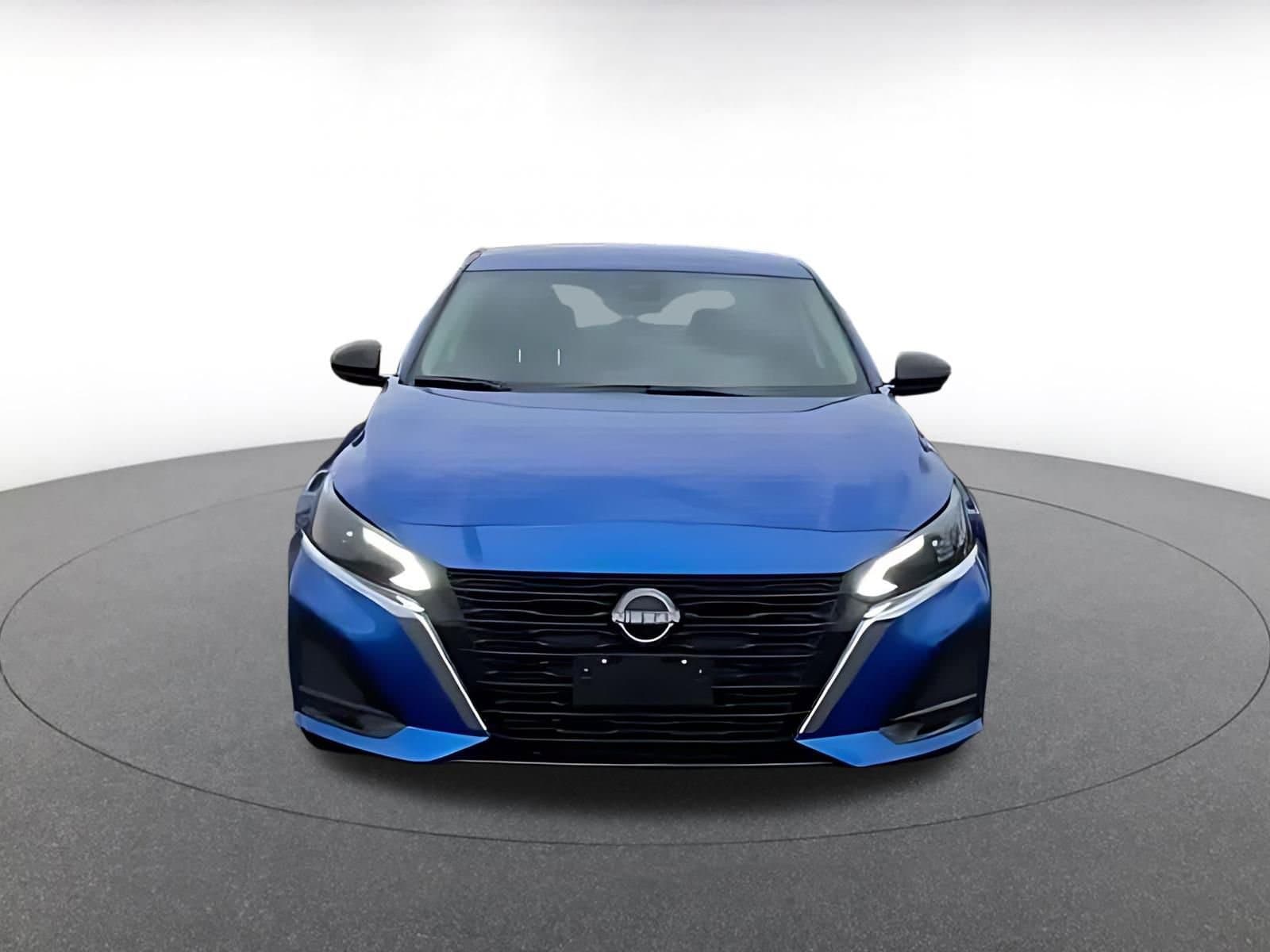 Thumbnail: 2025 Nissan Altima - 7