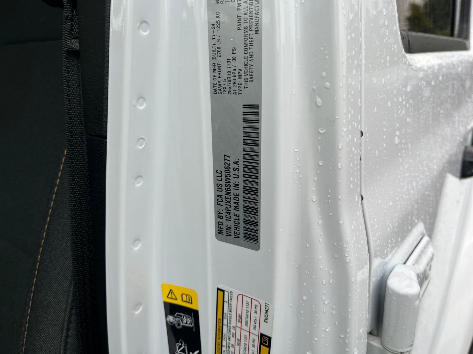 Thumbnail: 2025 Jeep Wrangler - 28