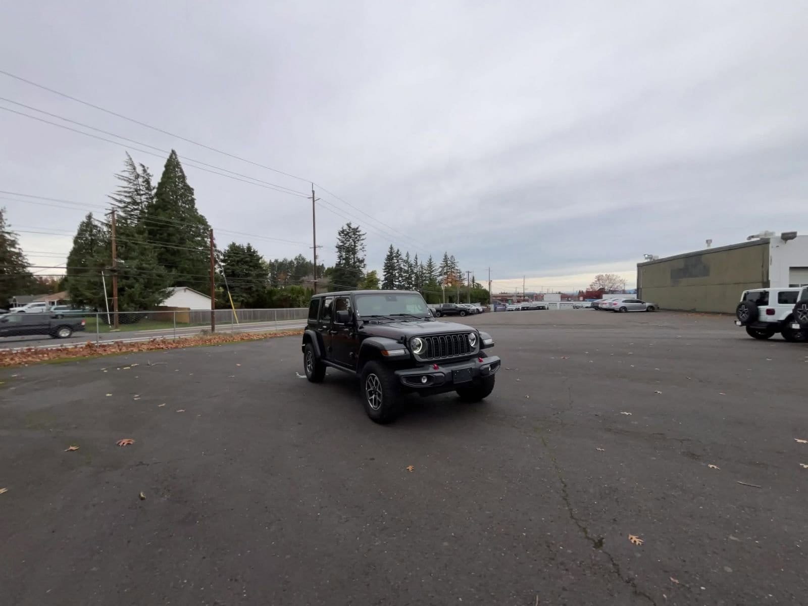 Thumbnail: 2025 Jeep Wrangler - 15