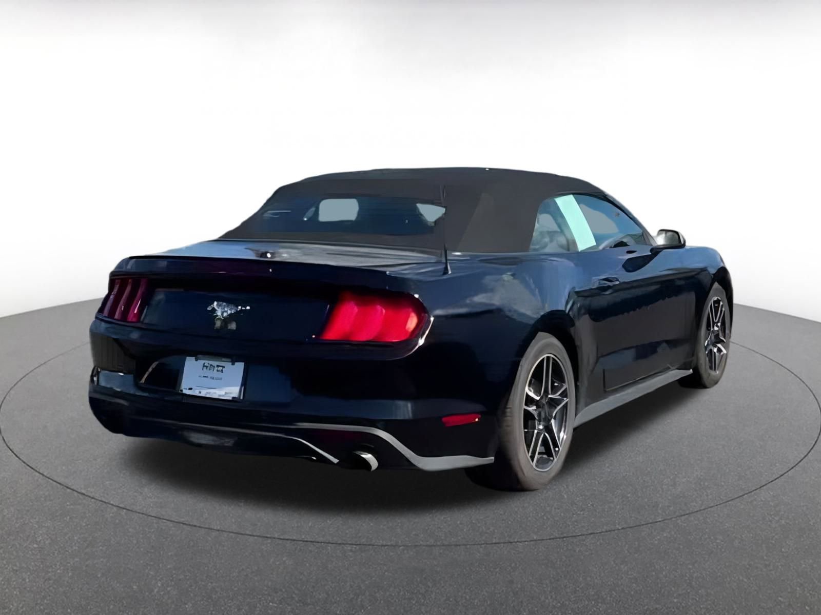 Thumbnail: 2023 Ford Mustang - 10