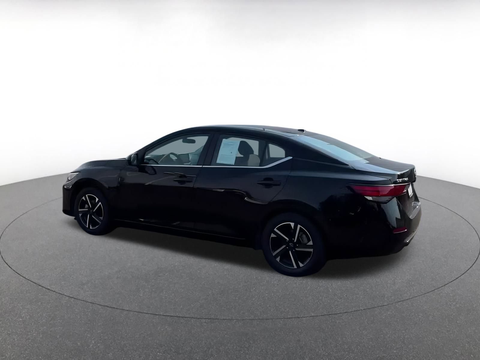 Thumbnail: 2024 Nissan Sentra - 11