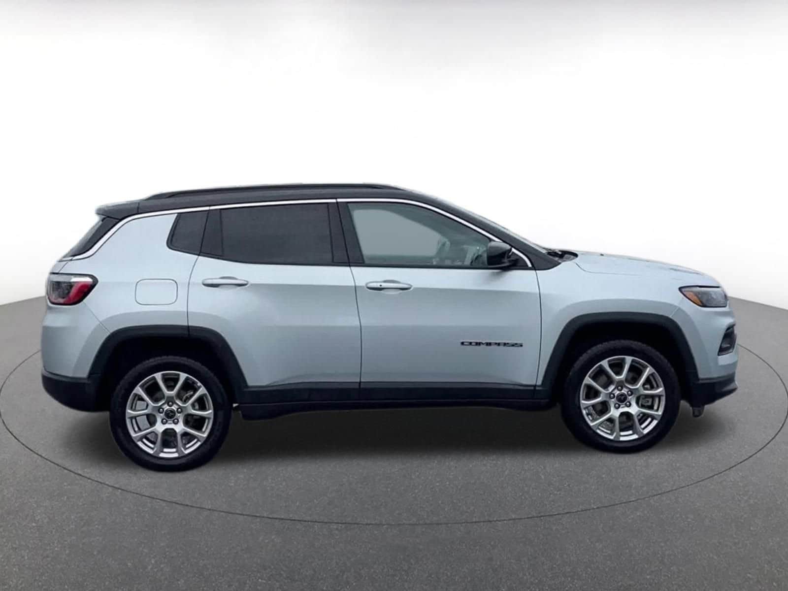 Thumbnail: 2025 Jeep Compass - 16