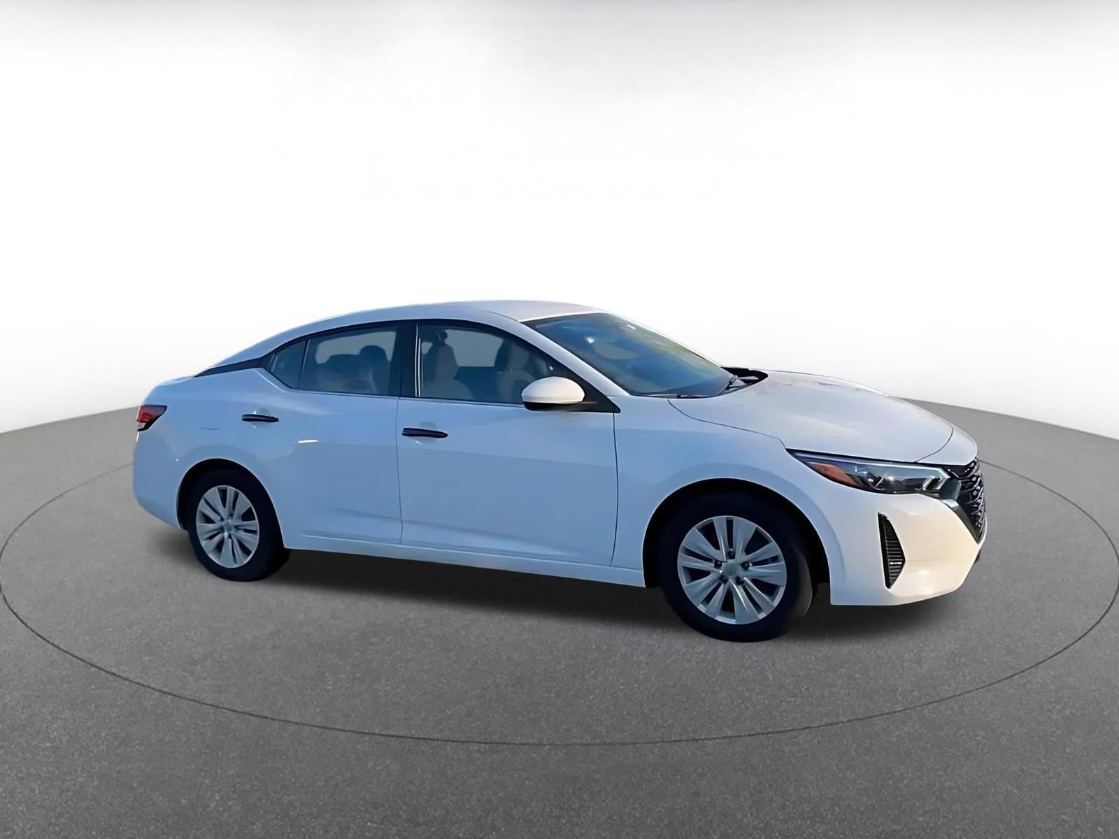 Thumbnail: 2025 Nissan Sentra - 2