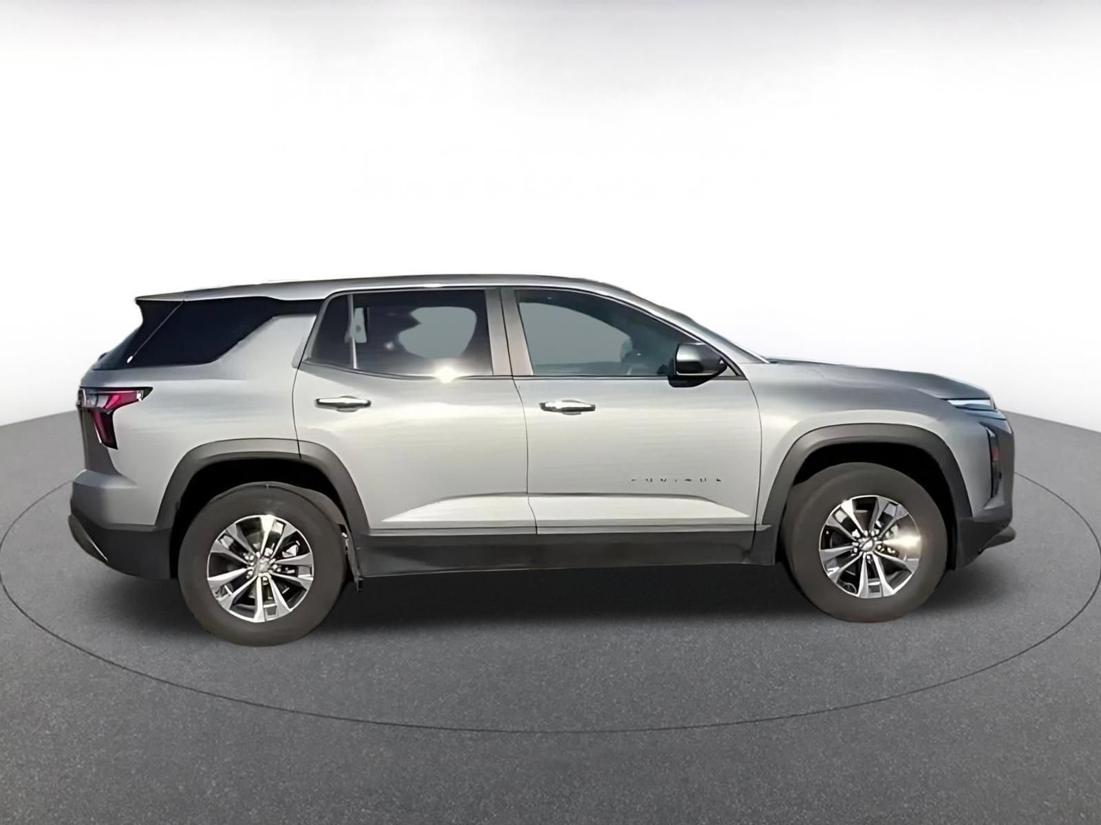 Thumbnail: 2025 Chevrolet Equinox - 12