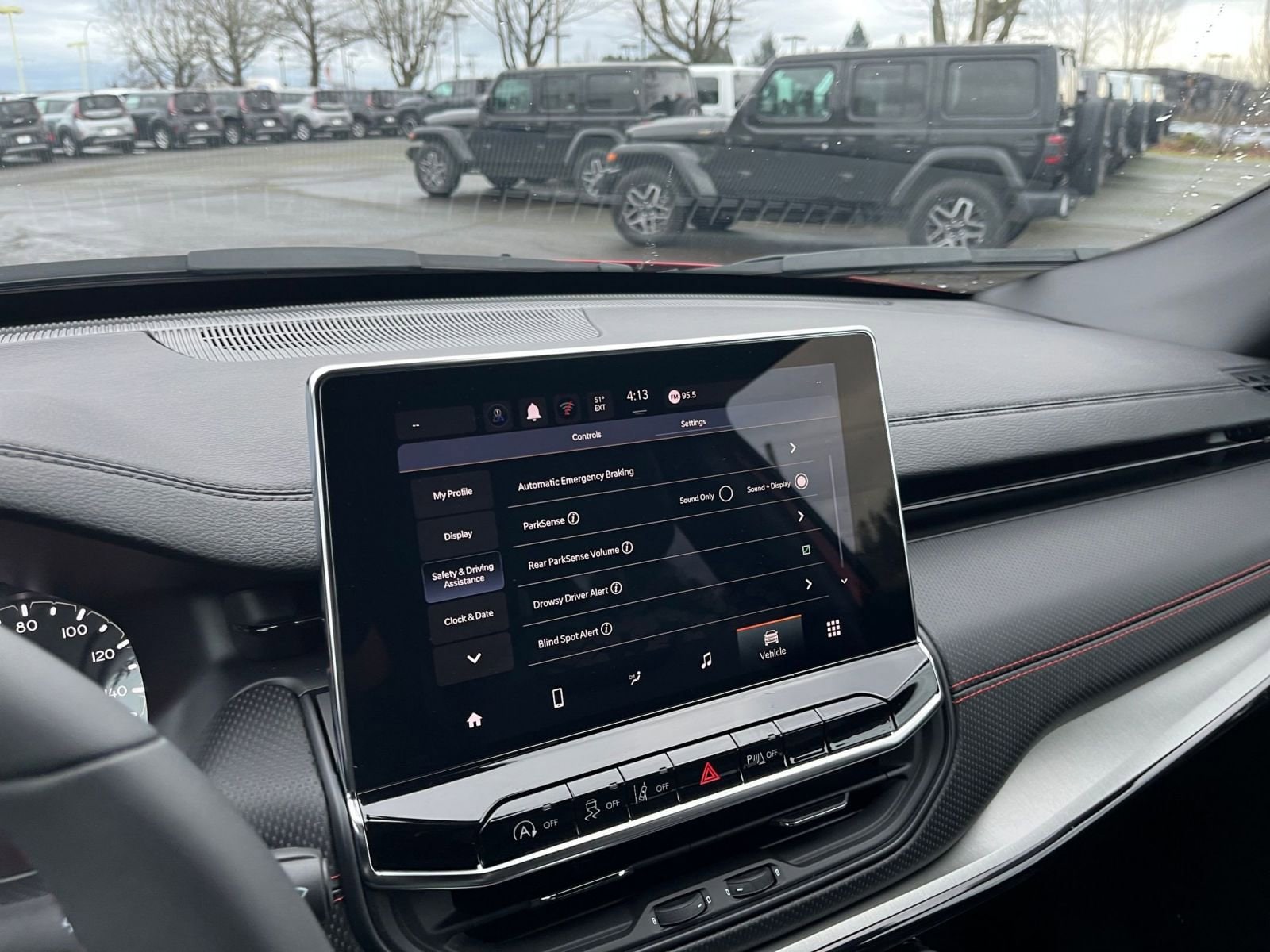 Thumbnail: 2025 Jeep Compass - 20