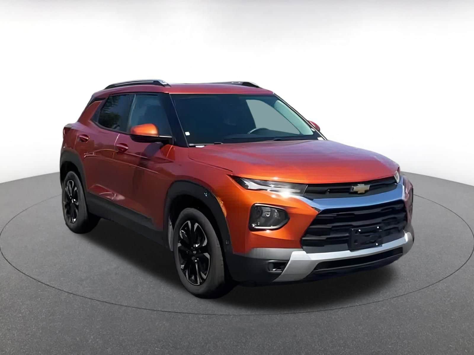 Thumbnail: 2022 Chevrolet TrailBlazer - 3