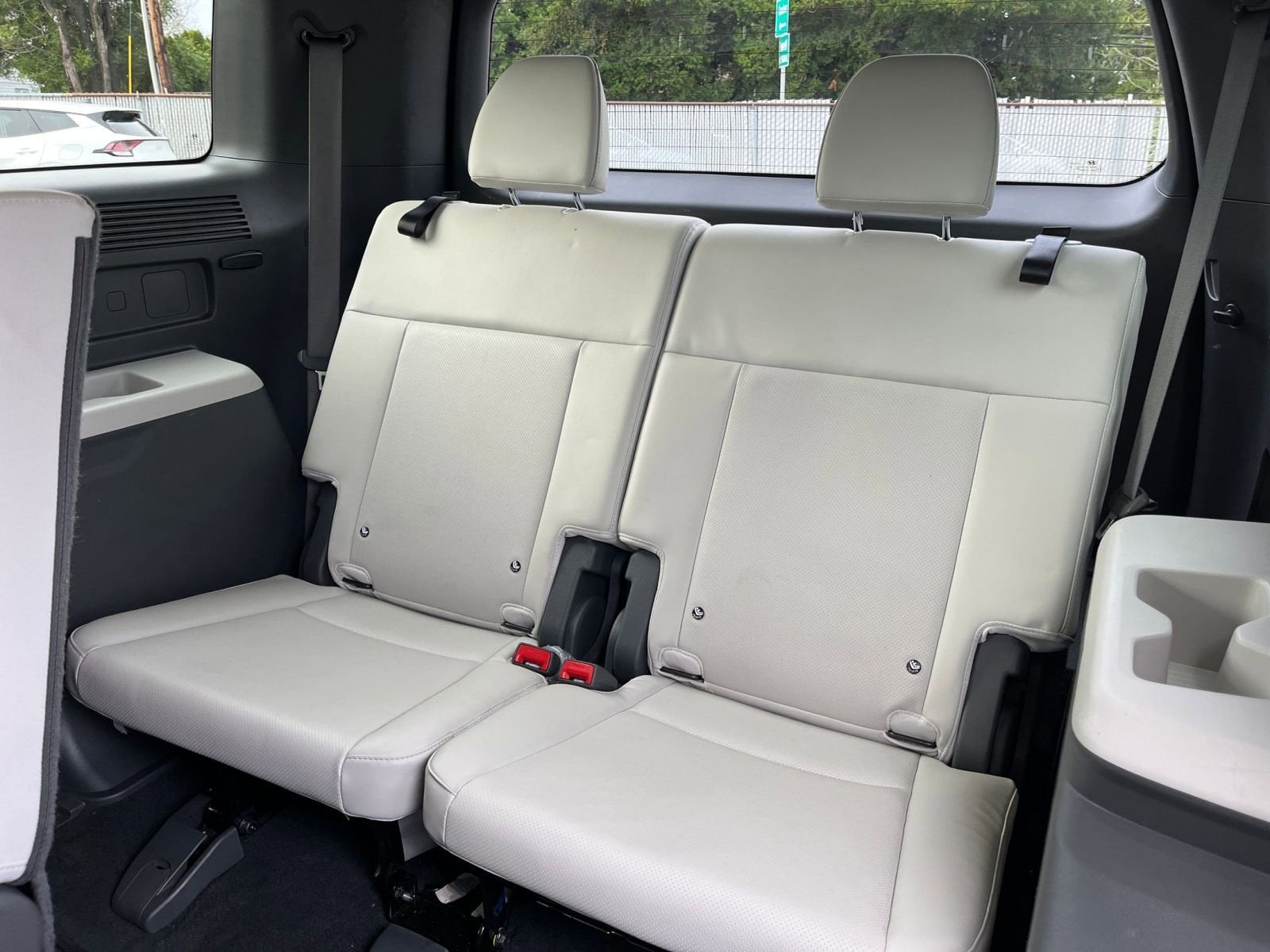 Thumbnail: 2025 Hyundai Santa Fe - 31