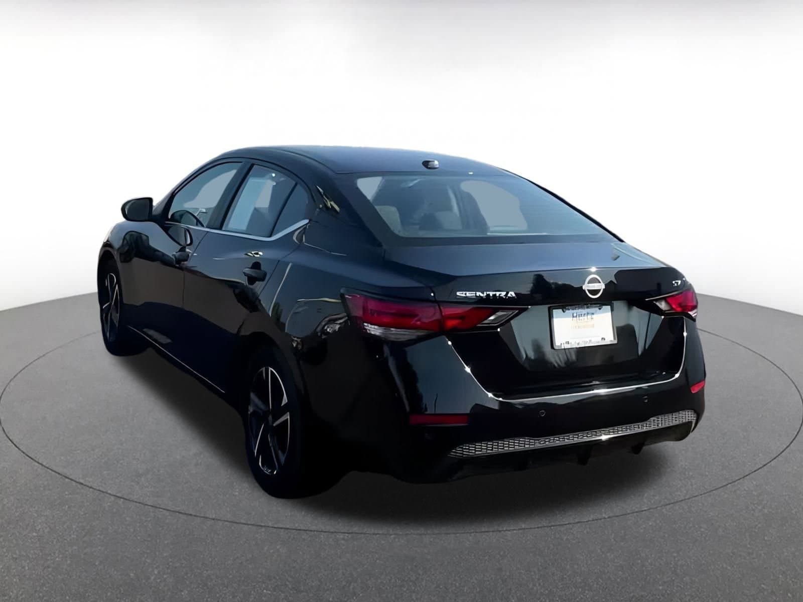 Thumbnail: 2024 Nissan Sentra - 11