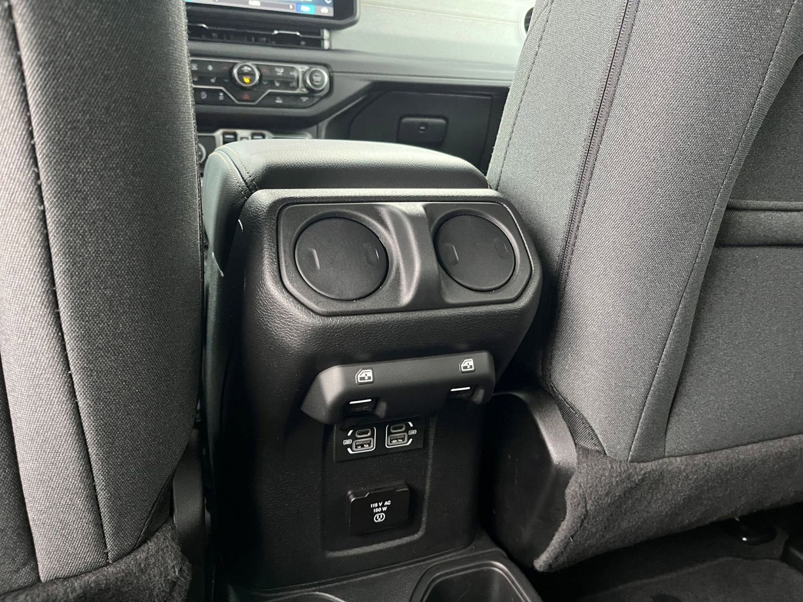 Thumbnail: 2025 Jeep Wrangler - 23