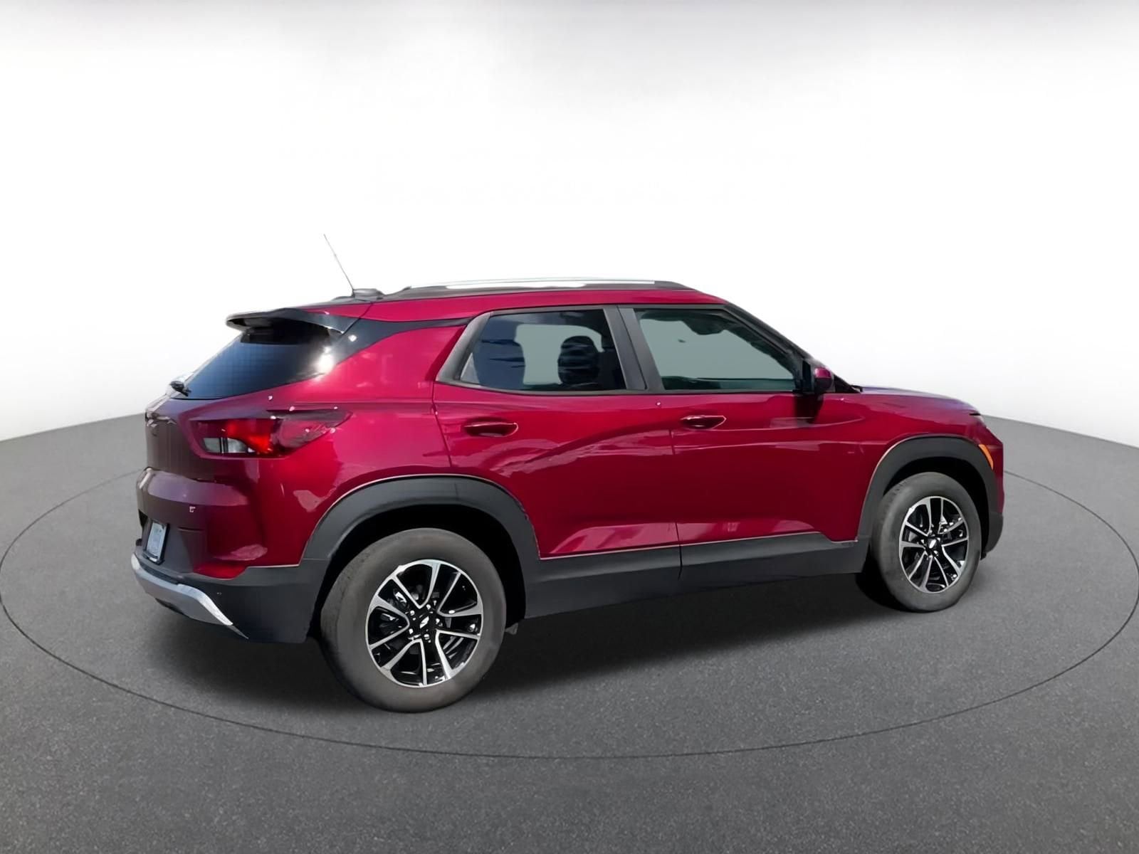 Thumbnail: 2024 Chevrolet TrailBlazer - 10