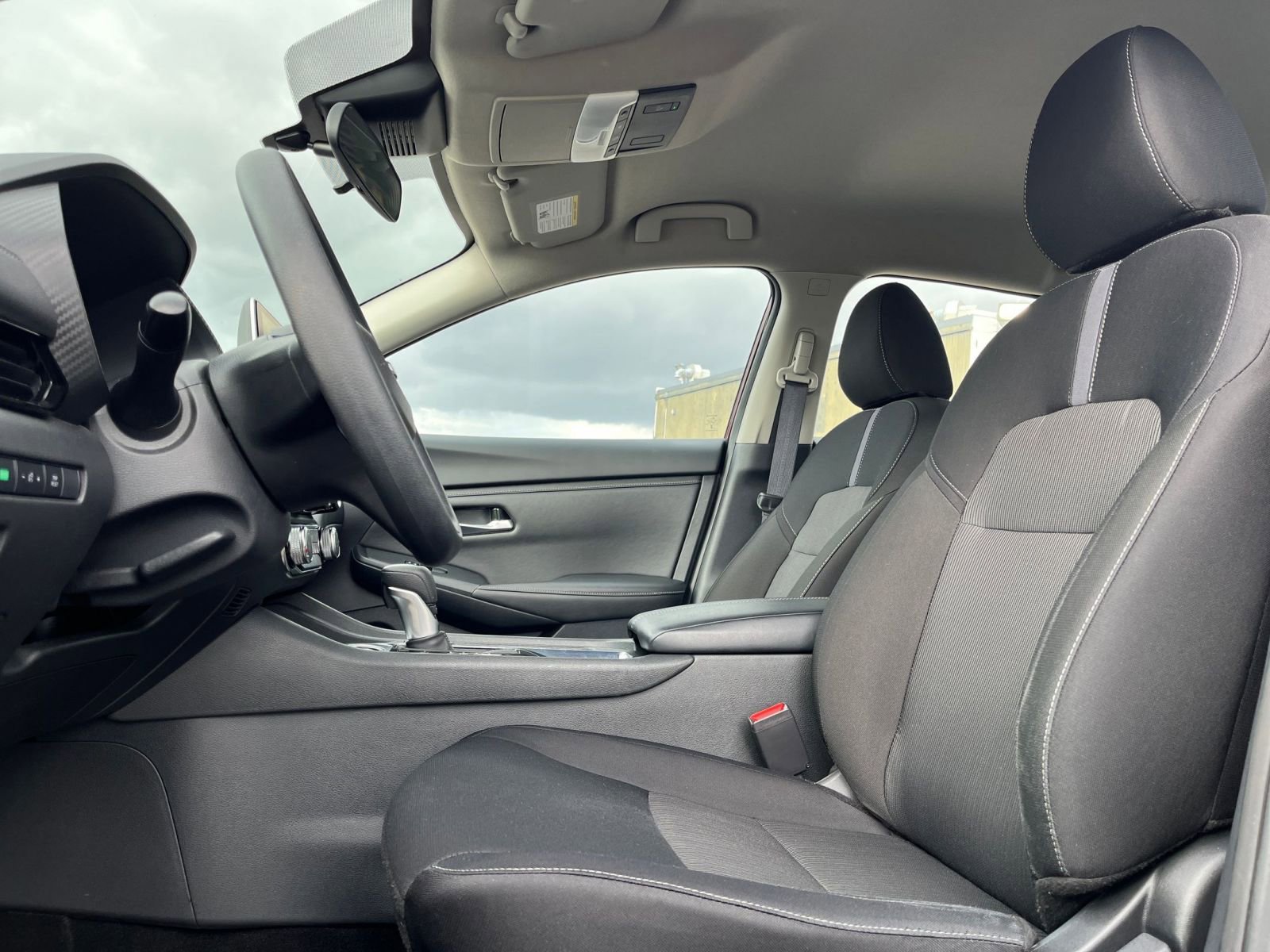 Thumbnail: 2025 Nissan Sentra - 24