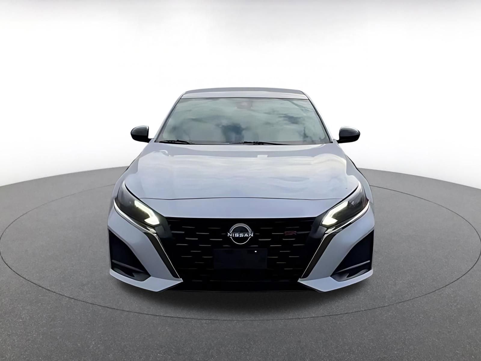 Thumbnail: 2025 Nissan Altima - 4