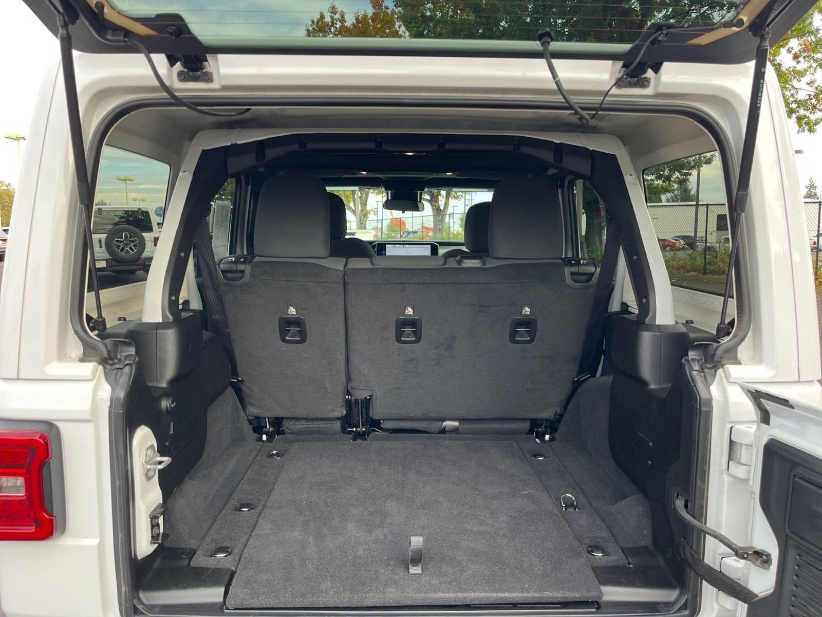 Thumbnail: 2025 Jeep Wrangler - 30