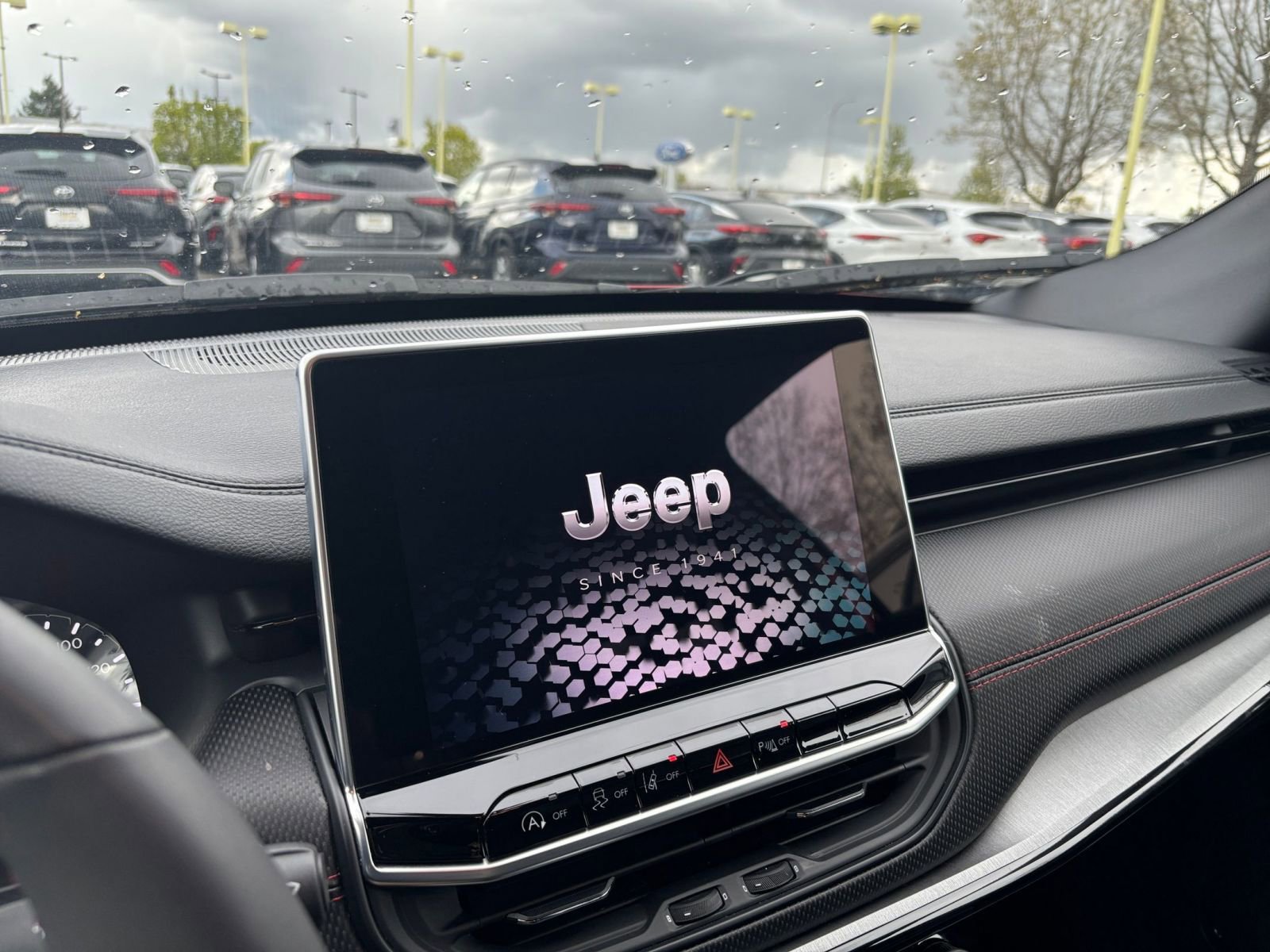 Thumbnail: 2025 Jeep Compass - 18