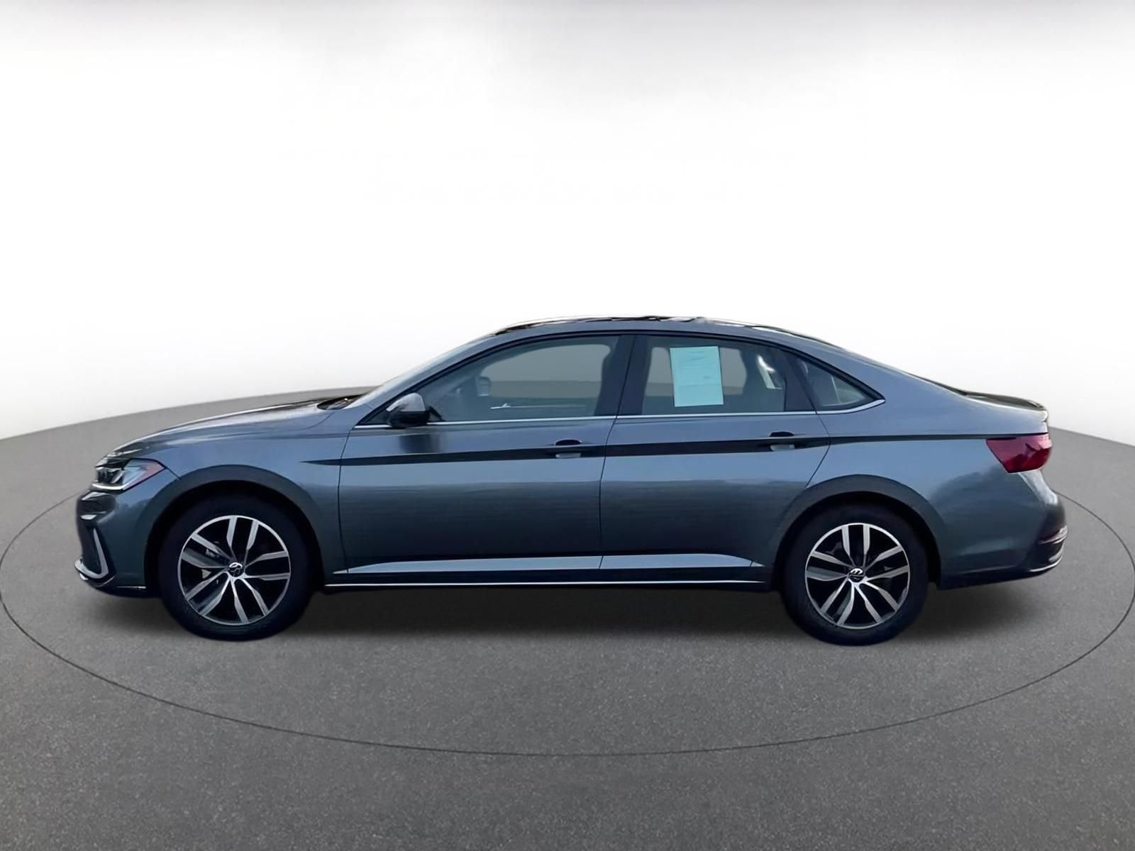 Thumbnail: 2025 Volkswagen Jetta - 11