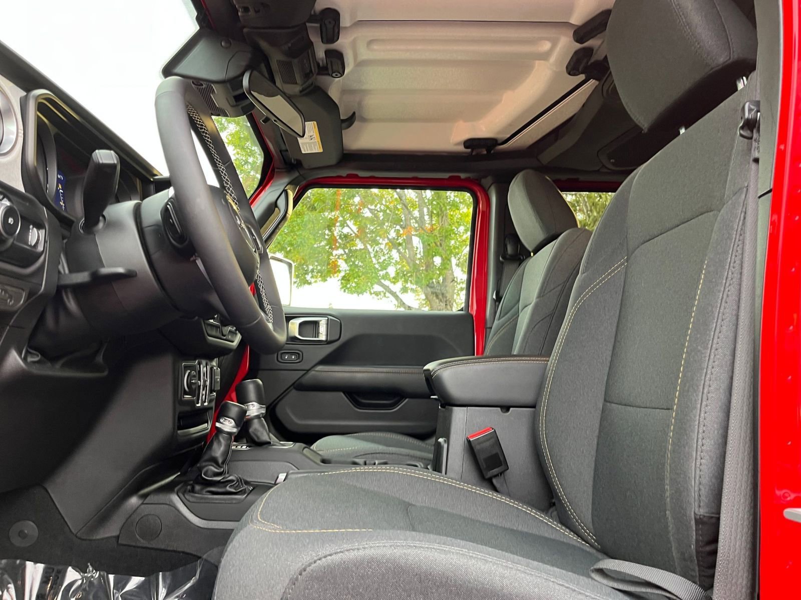 Thumbnail: 2025 Jeep Wrangler - 24