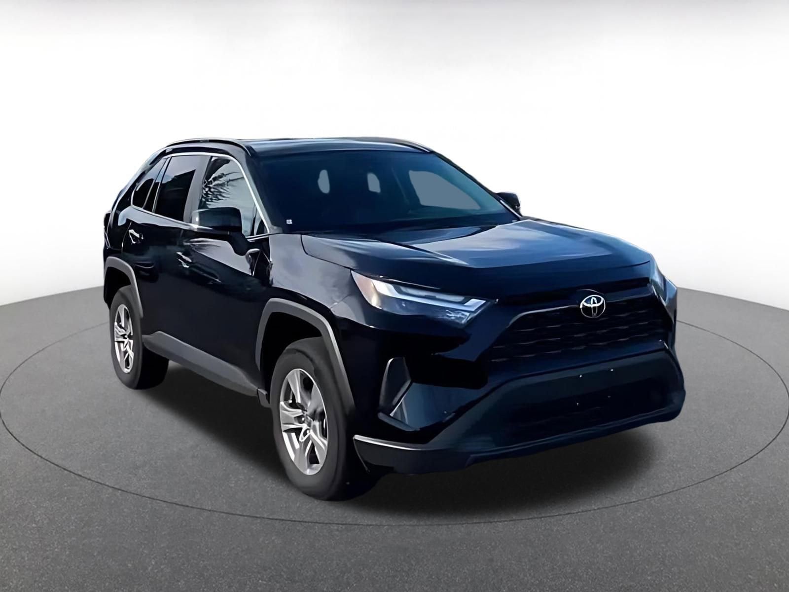 Thumbnail: 2025 Toyota RAV4 - 3