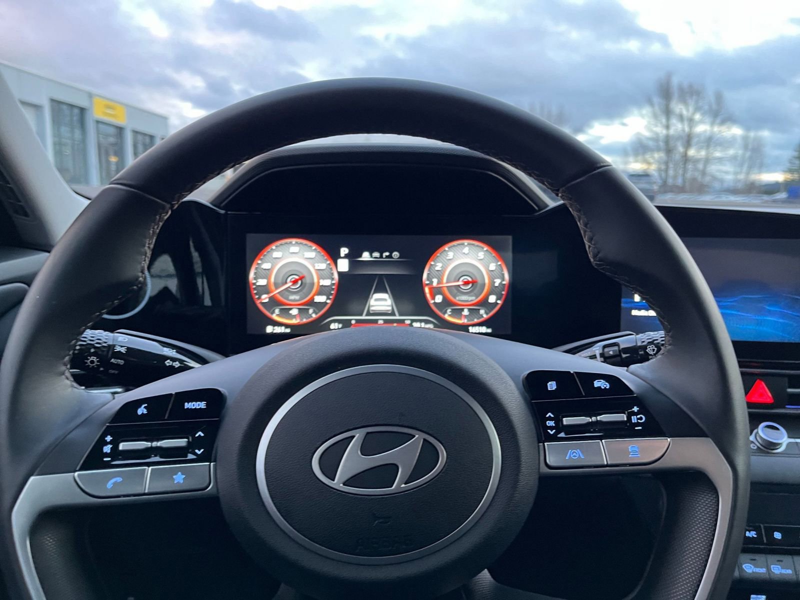 Thumbnail: 2025 Hyundai Elantra - 28