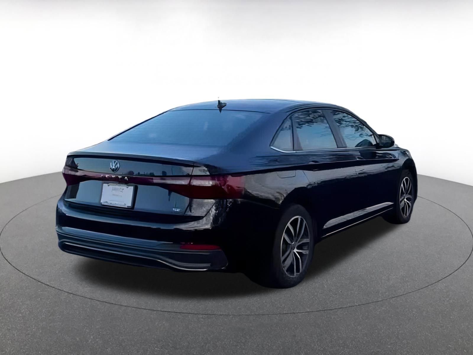 Thumbnail: 2025 Volkswagen Jetta - 10