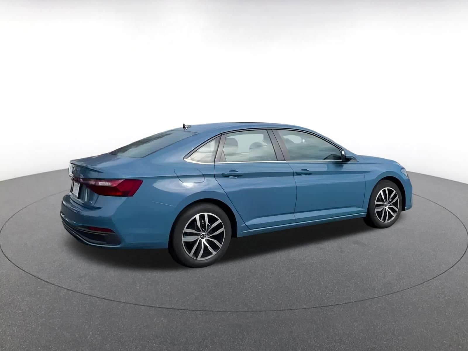 Thumbnail: 2025 Volkswagen Jetta - 14