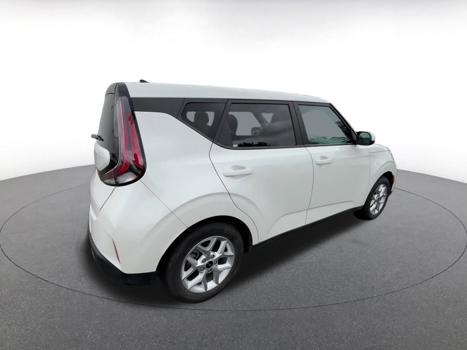 Thumbnail: 2025 Kia Soul - 15