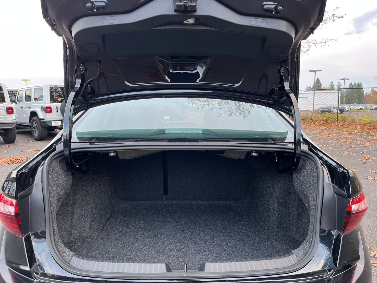 Thumbnail: 2025 Volkswagen Jetta - 31